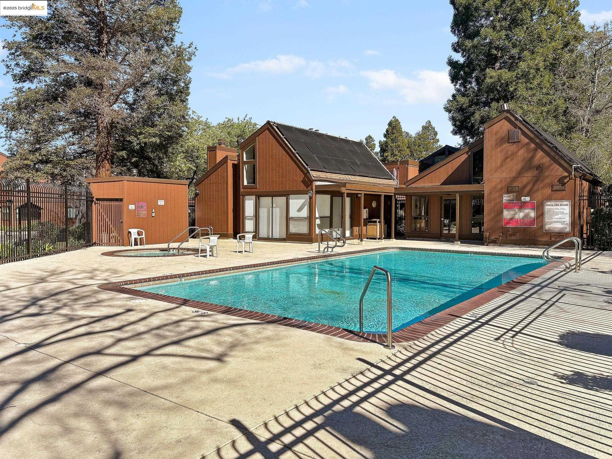 Photo #15: 41088299 Listing: Photo #15