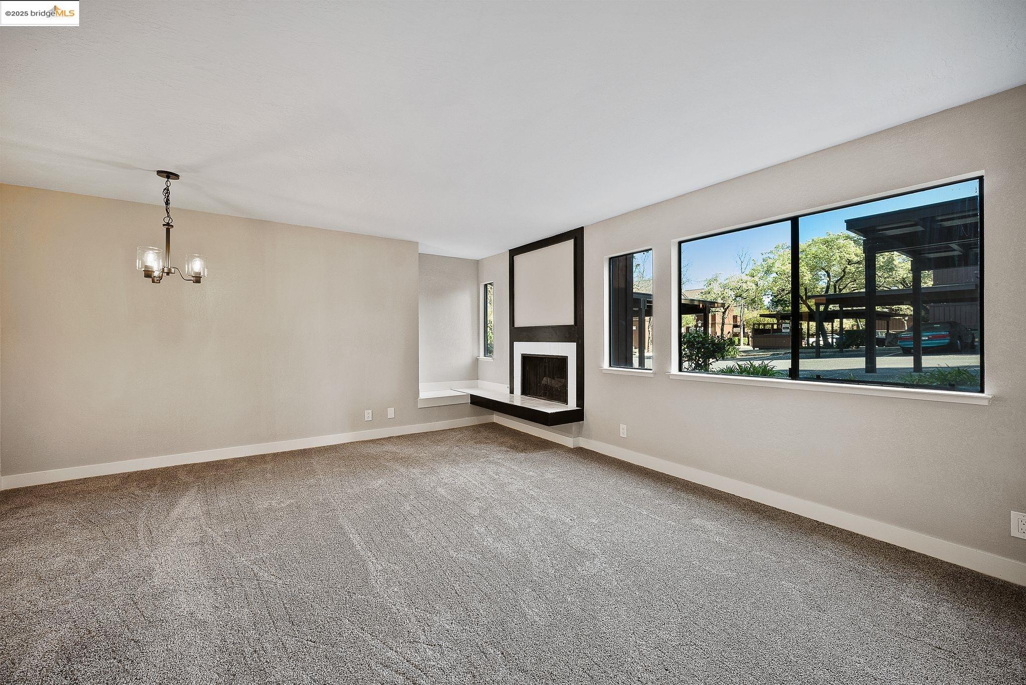 Photo #6: 41088299 Listing: Photo #6