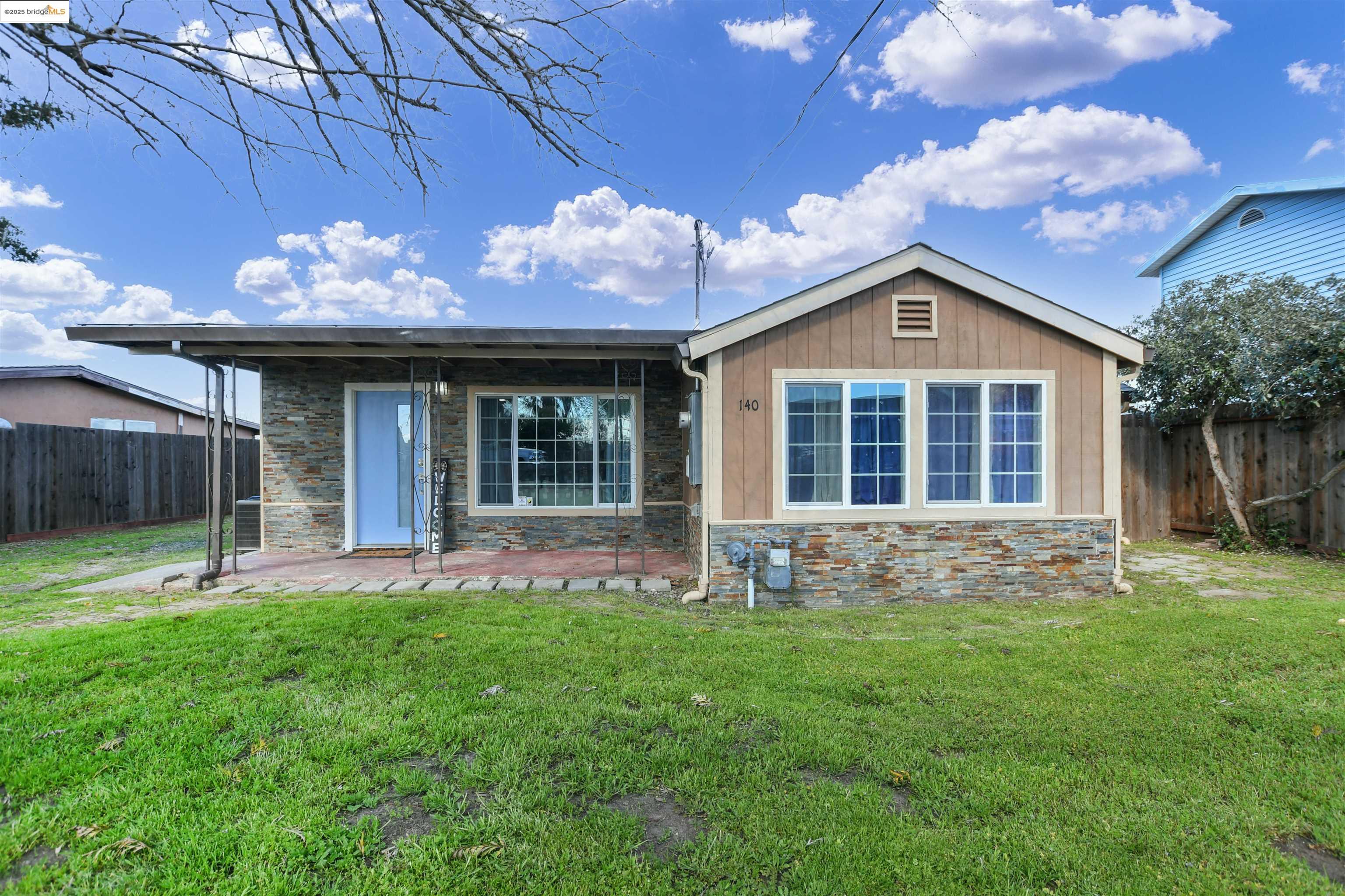 Detail Gallery Image 1 of 1 For 140 E Sims Rd, Brentwood,  CA 94513 - 3 Beds | 2 Baths