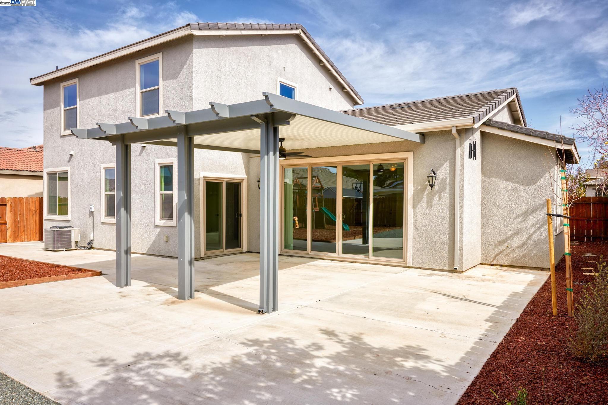 Detail Gallery Image 37 of 52 For 115 Lemon Blossom Ln, Patterson,  CA 95363 - 4 Beds | 2/1 Baths