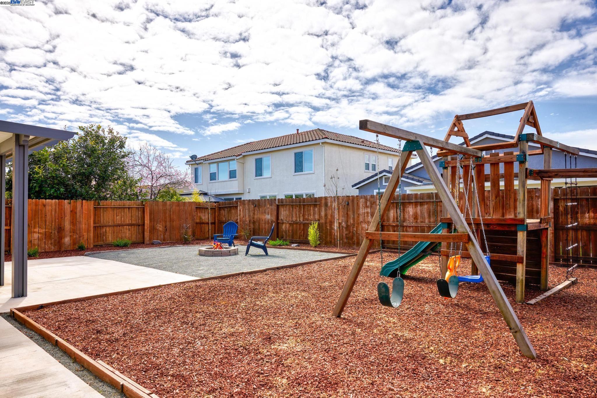 Detail Gallery Image 43 of 52 For 115 Lemon Blossom Ln, Patterson,  CA 95363 - 4 Beds | 2/1 Baths