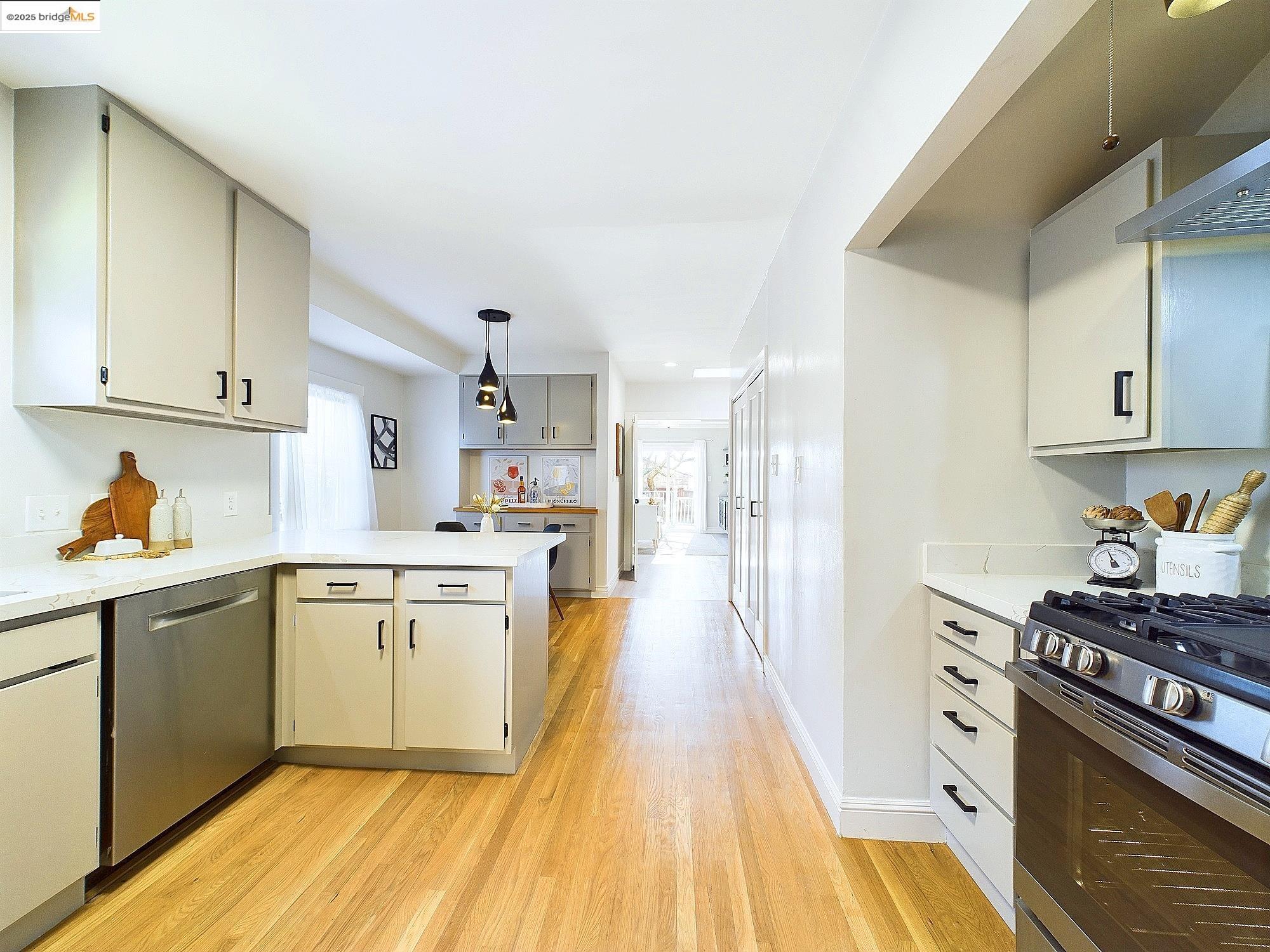 property-img