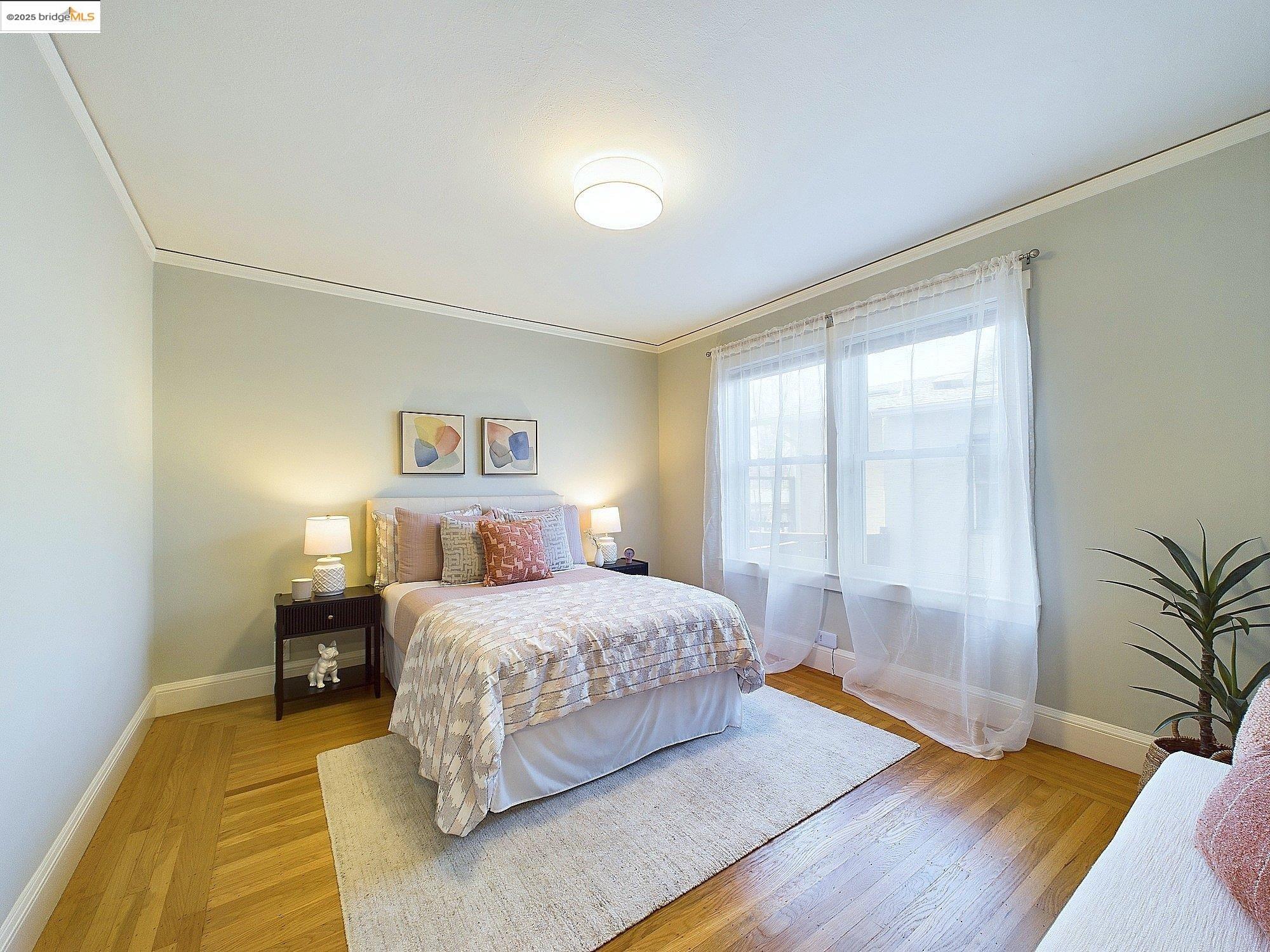 property-img
