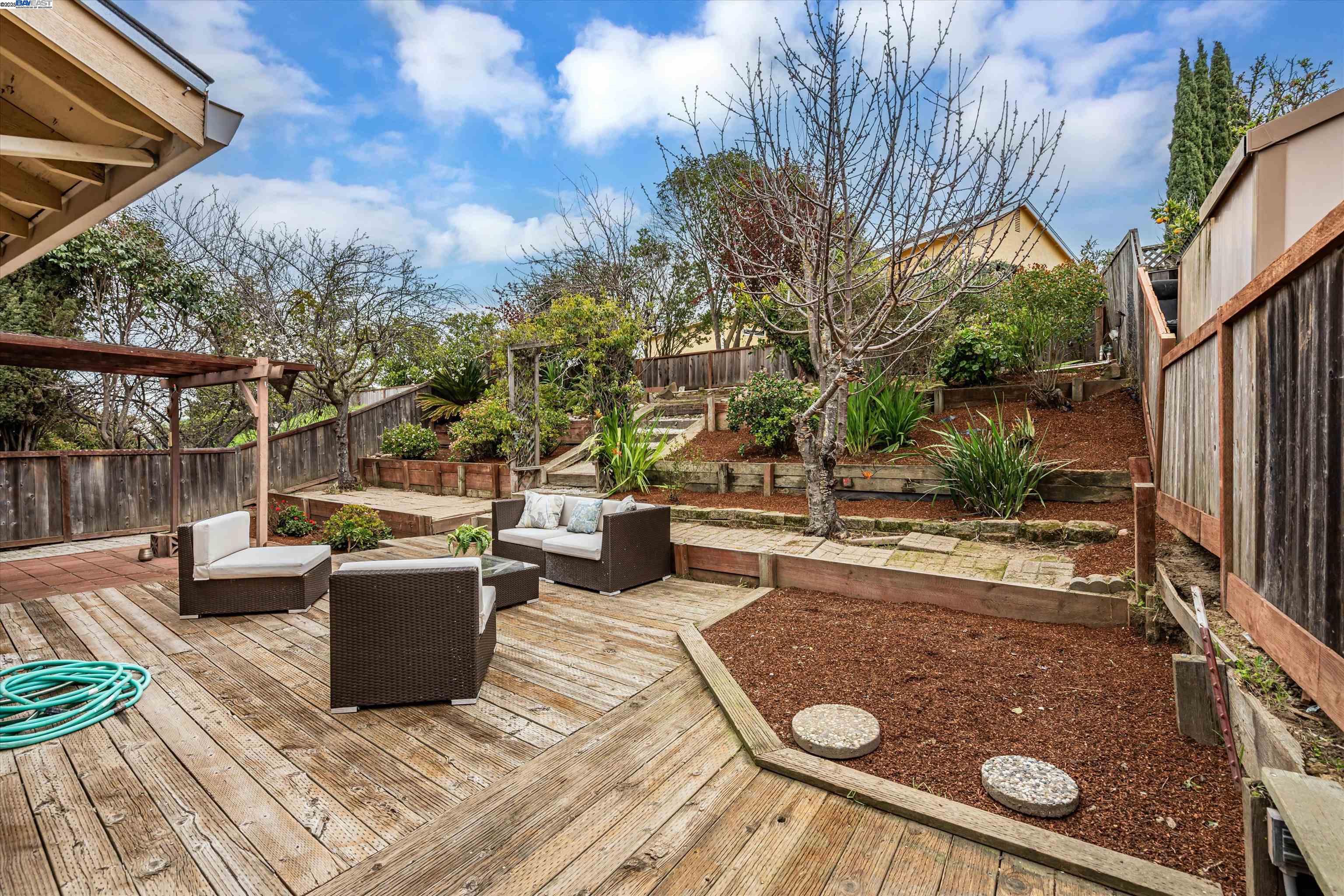 property-img