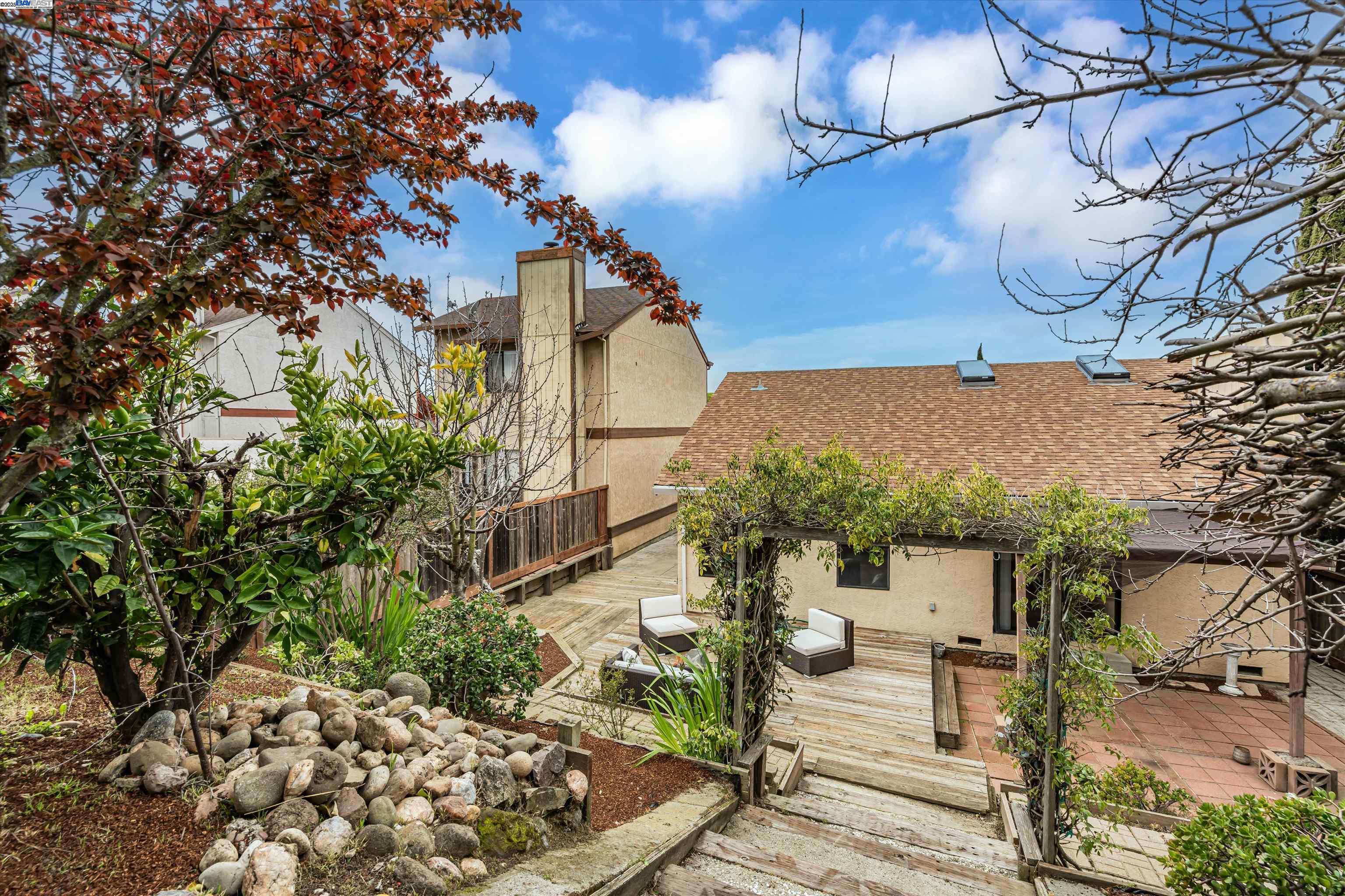 property-img