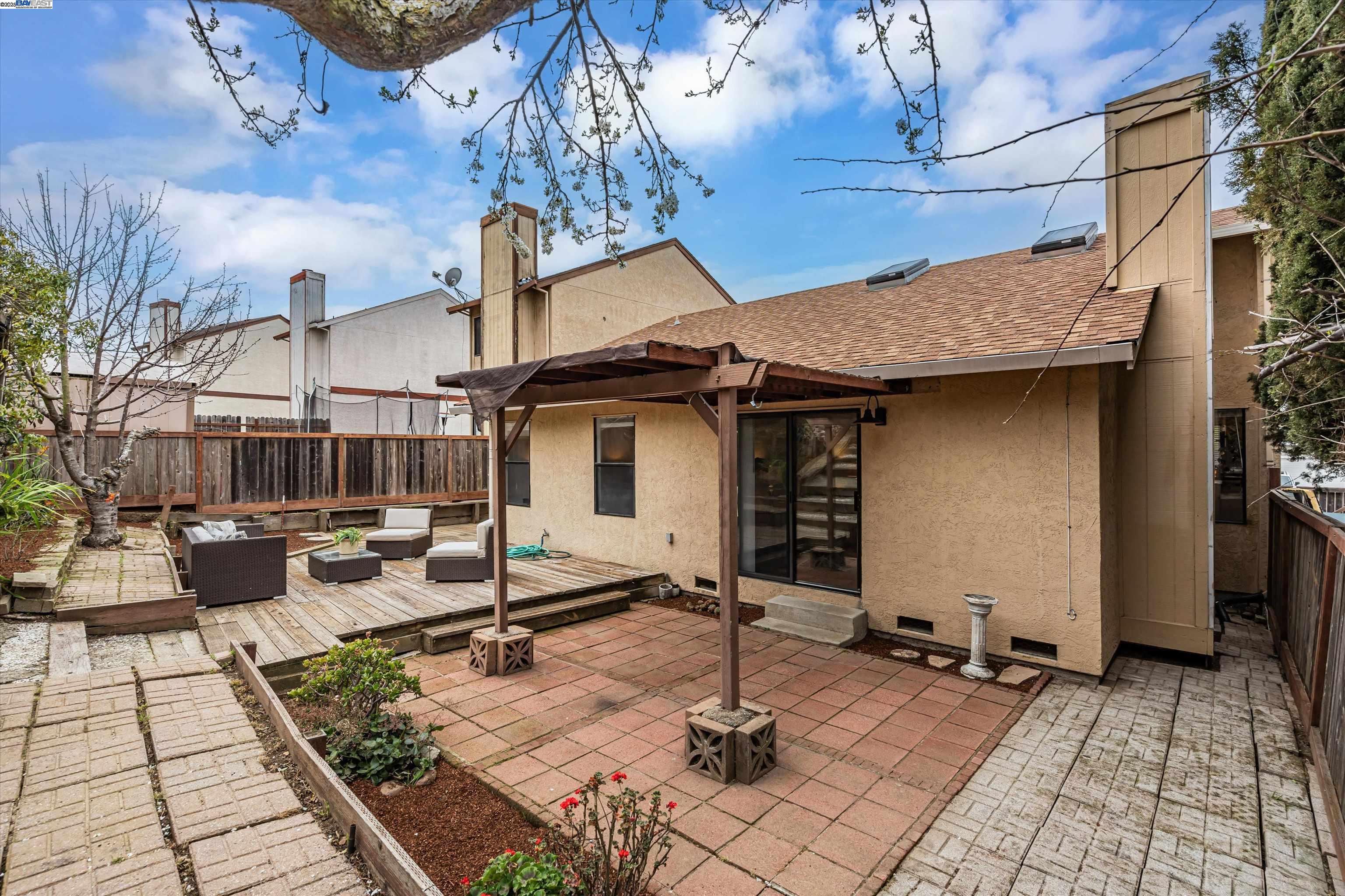 property-img