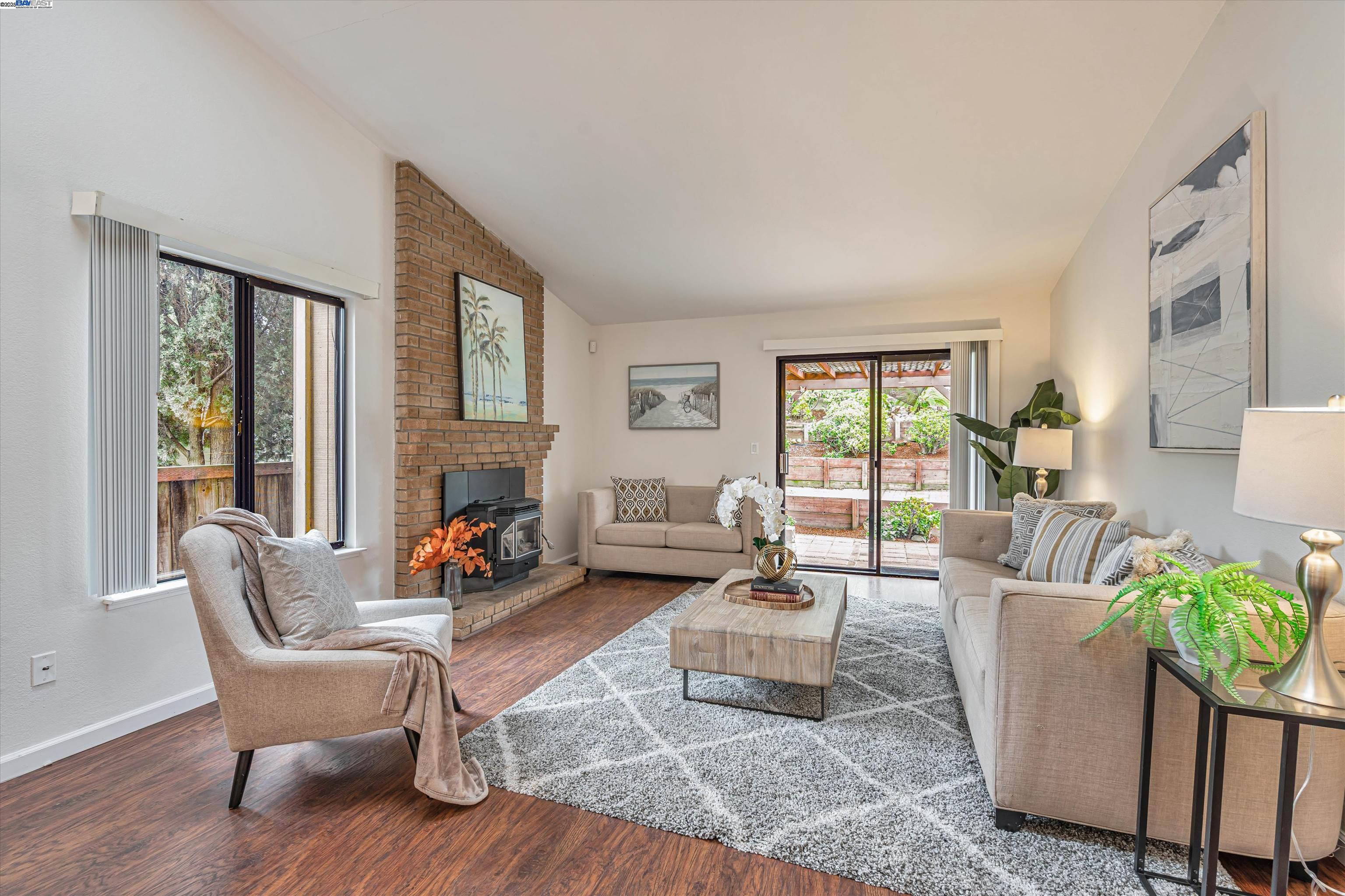 property-img
