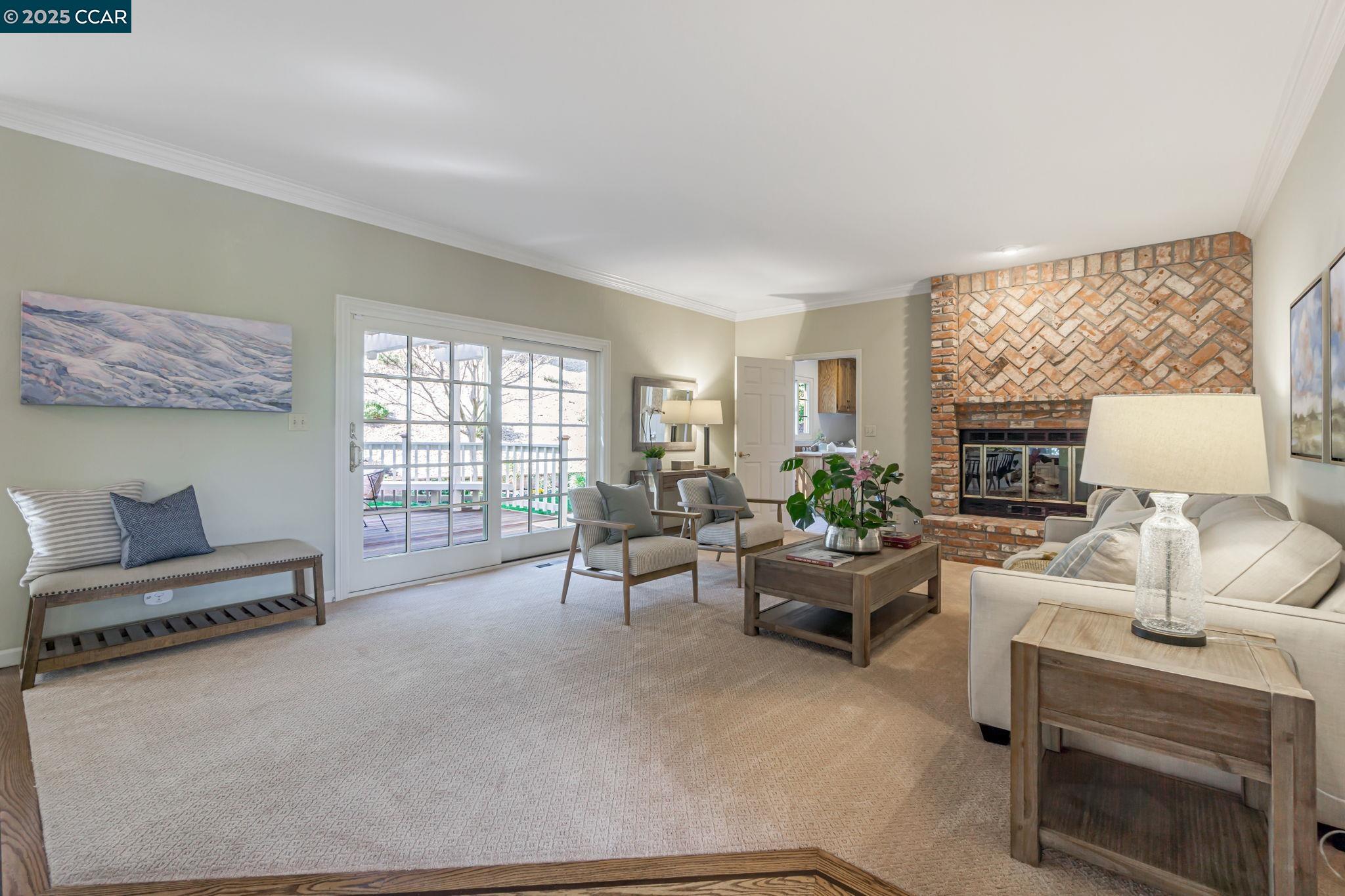 property-img