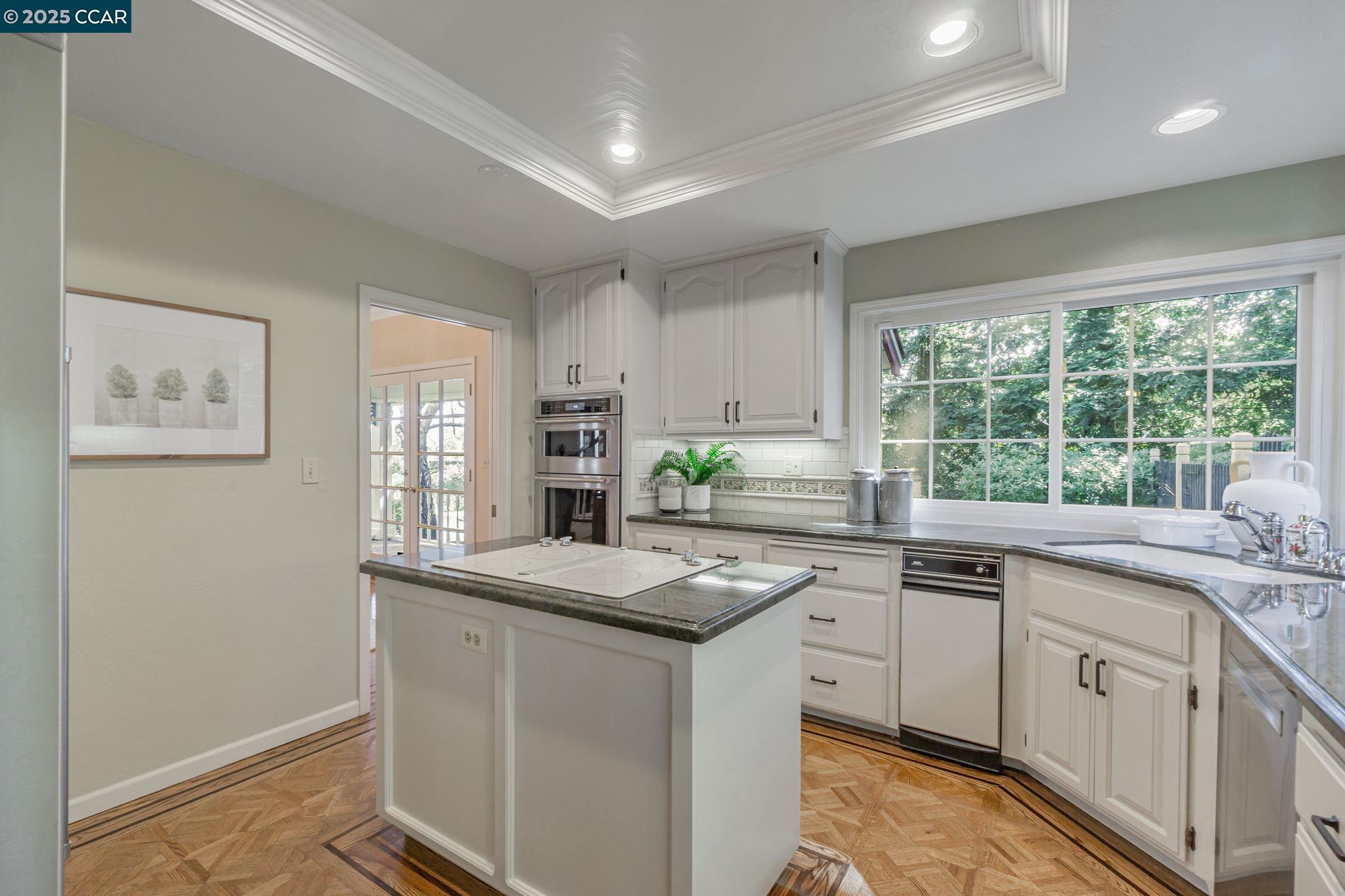 property-img