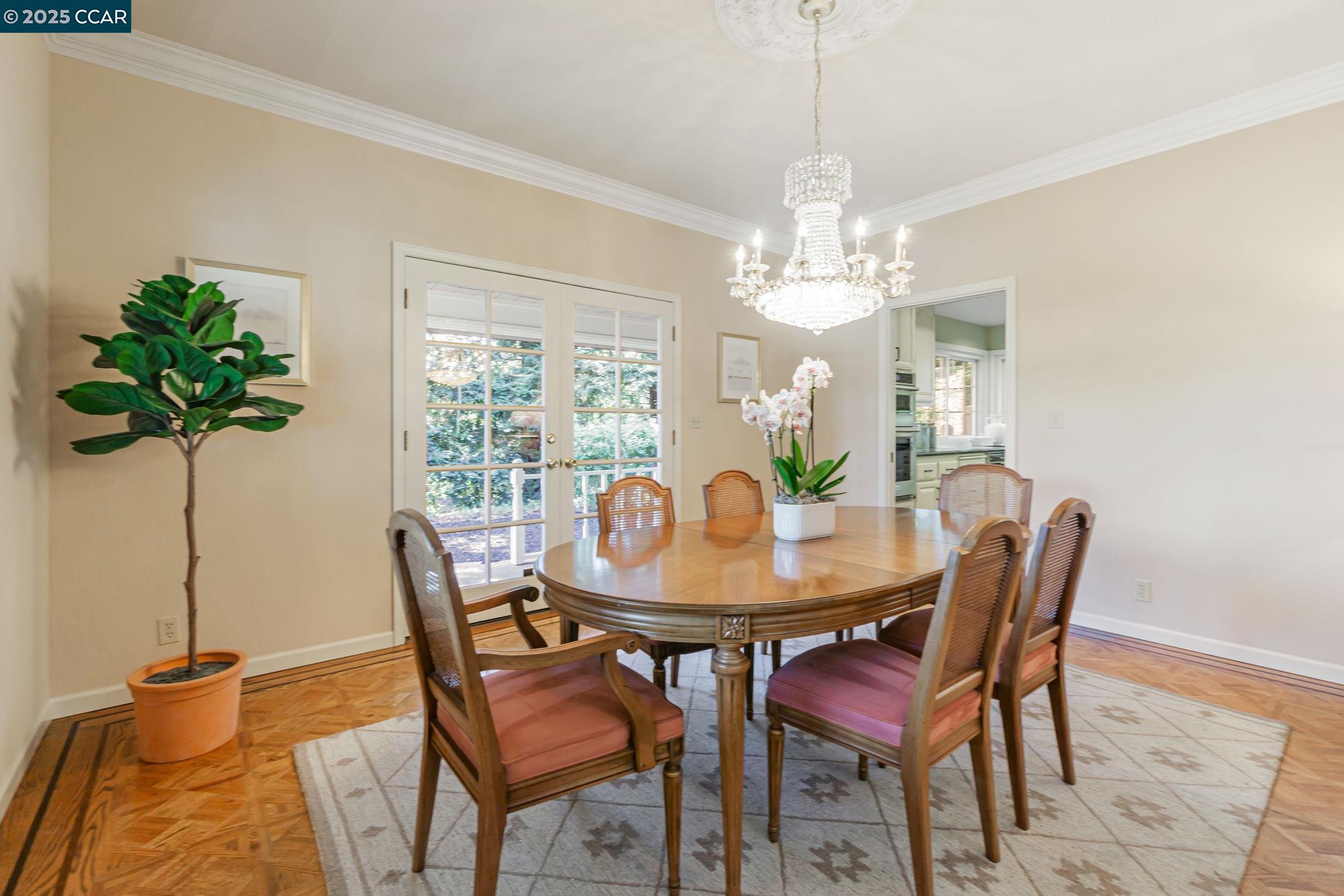 property-img