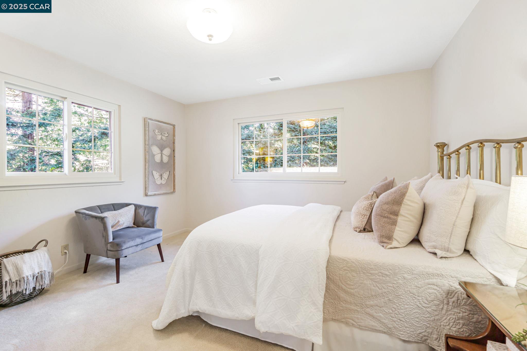 property-img