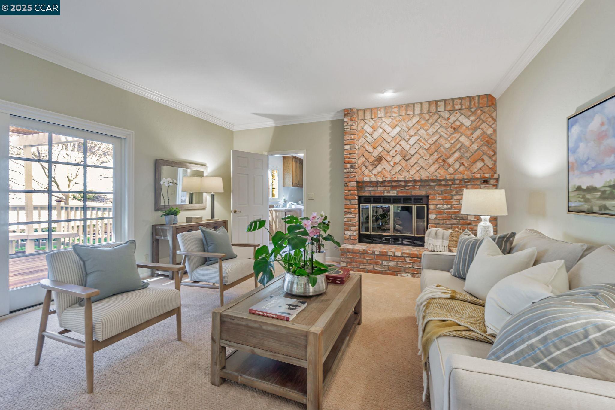 property-img