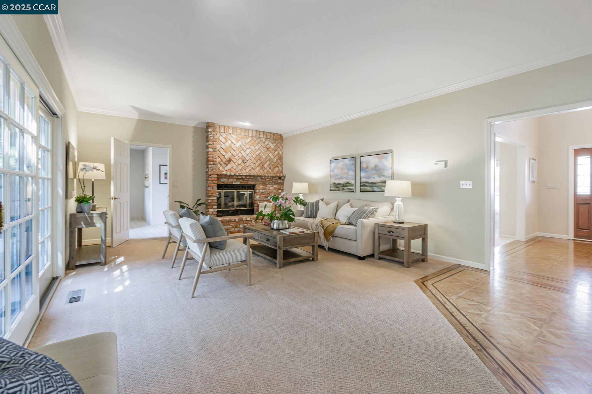 property-img