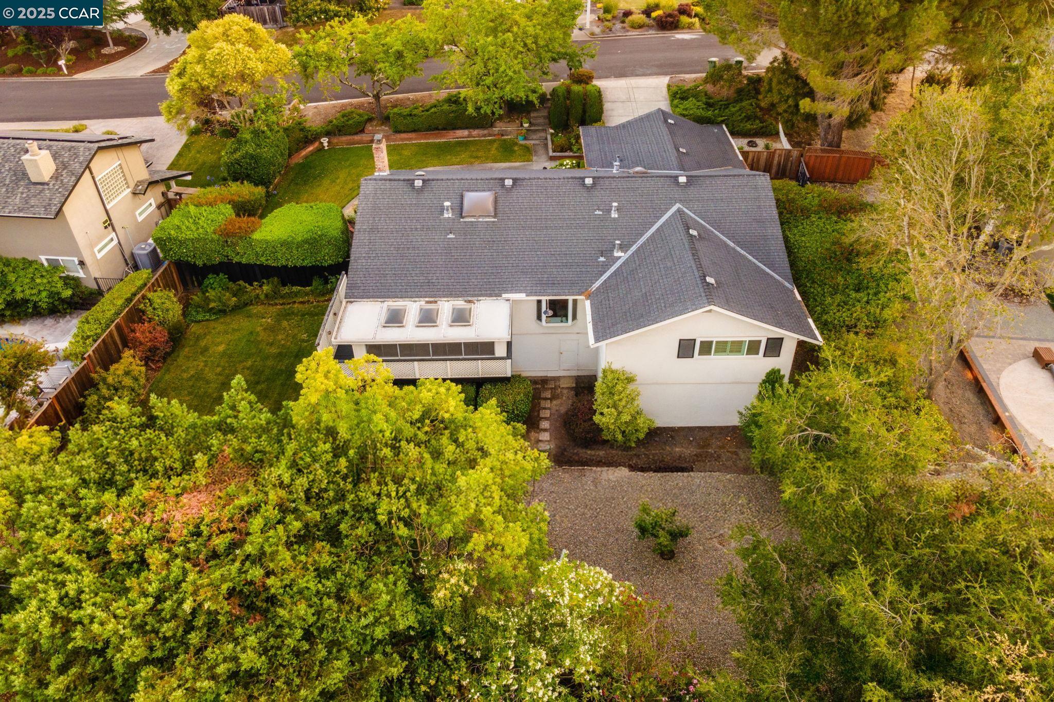 Detail Gallery Image 35 of 57 For 74 Gaywood Pl, Moraga,  CA 94556 - 4 Beds | 2 Baths