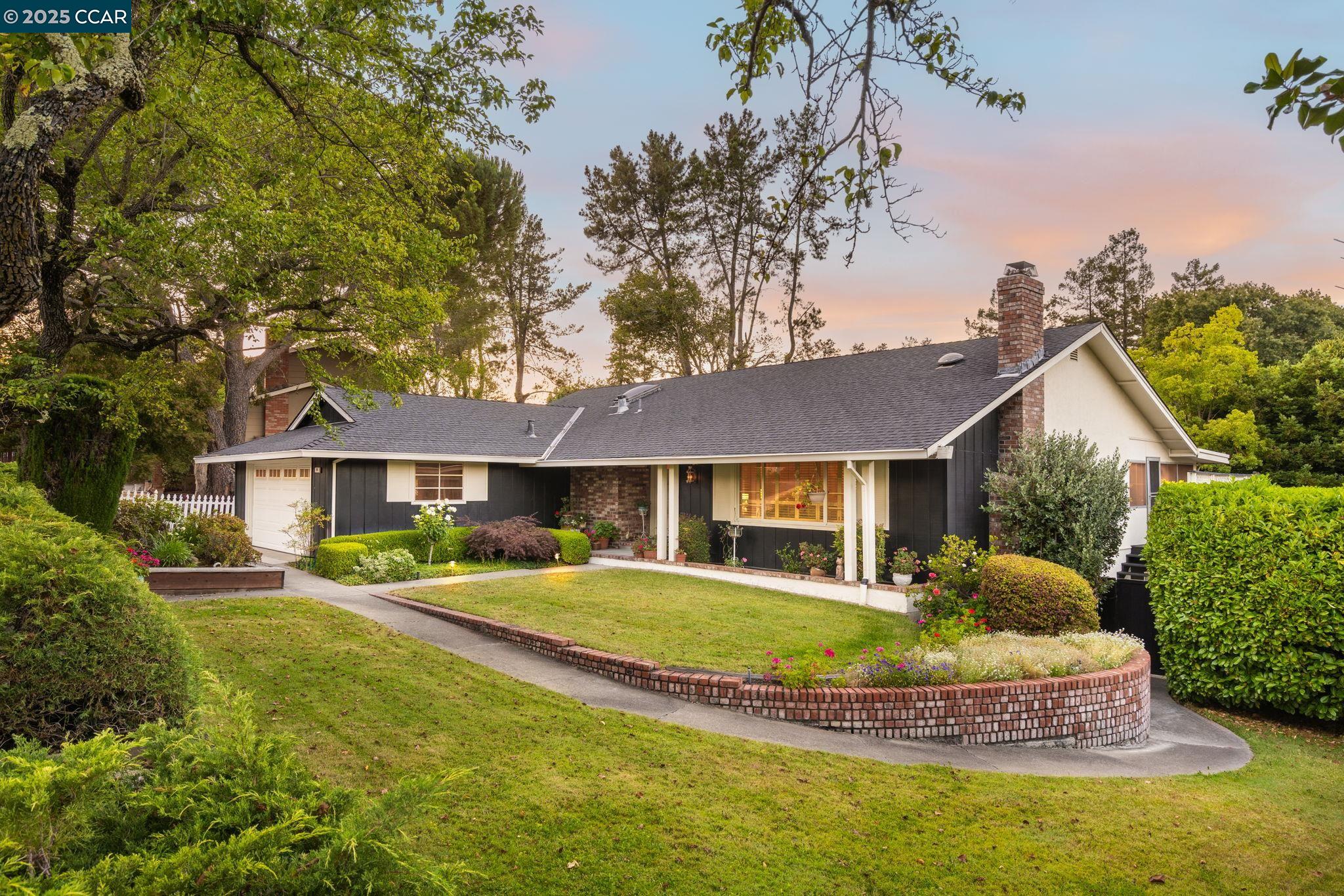 Detail Gallery Image 40 of 57 For 74 Gaywood Pl, Moraga,  CA 94556 - 4 Beds | 2 Baths