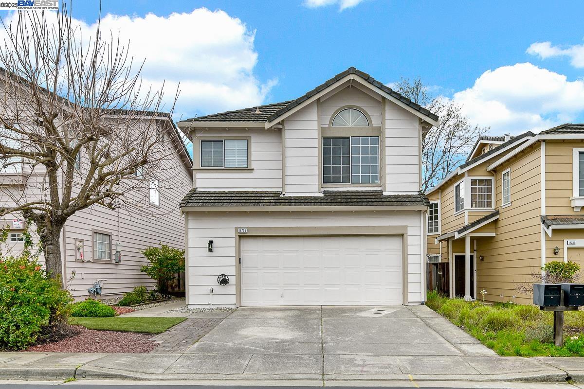 Detail Gallery Image 1 of 1 For 18795 Sydney Cir, Castro Valley,  CA 94546 - 4 Beds | 2/1 Baths