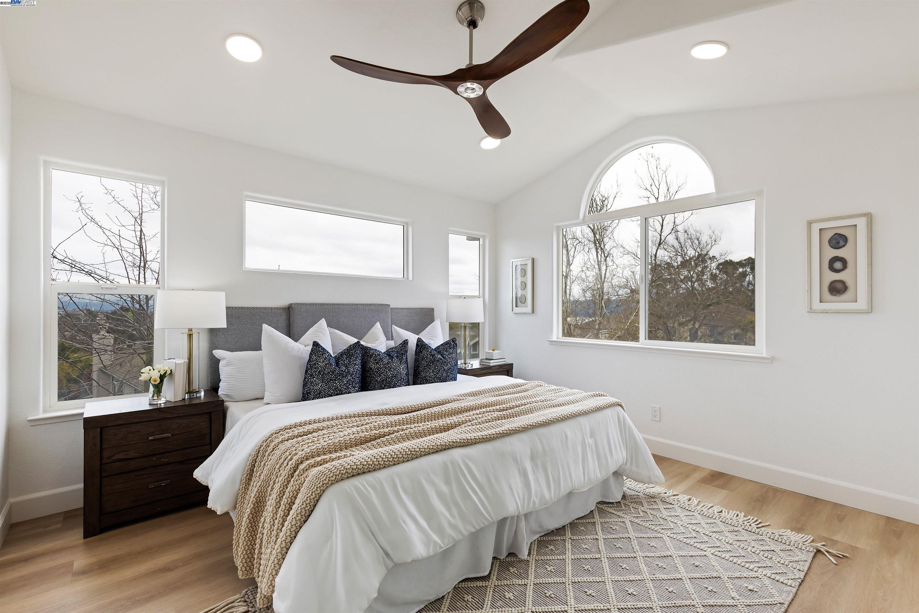 Detail Gallery Image 20 of 46 For 119 Mountview Ter, Benicia,  CA 94510 - 4 Beds | 2/1 Baths