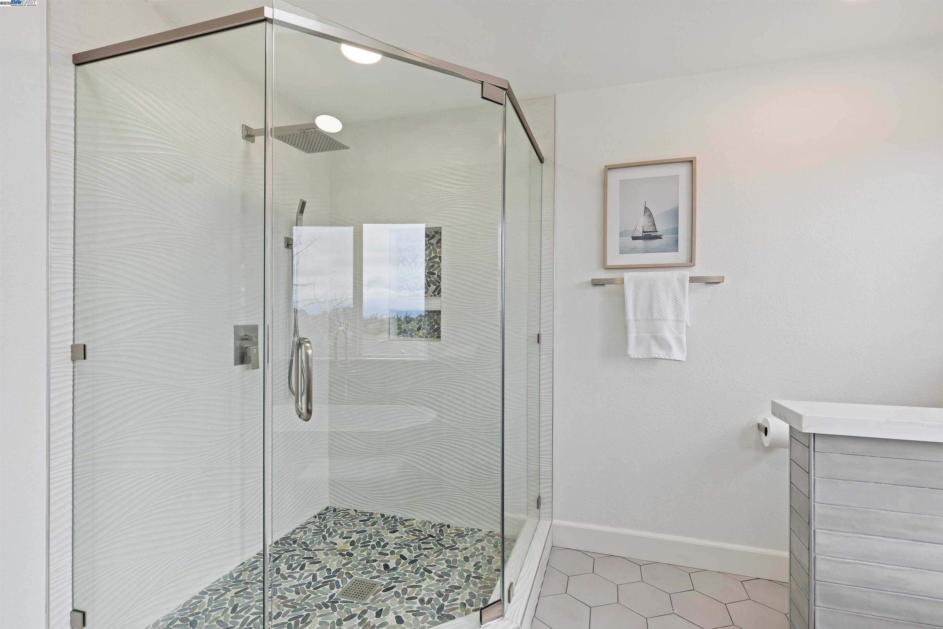 Detail Gallery Image 27 of 46 For 119 Mountview Ter, Benicia,  CA 94510 - 4 Beds | 2/1 Baths
