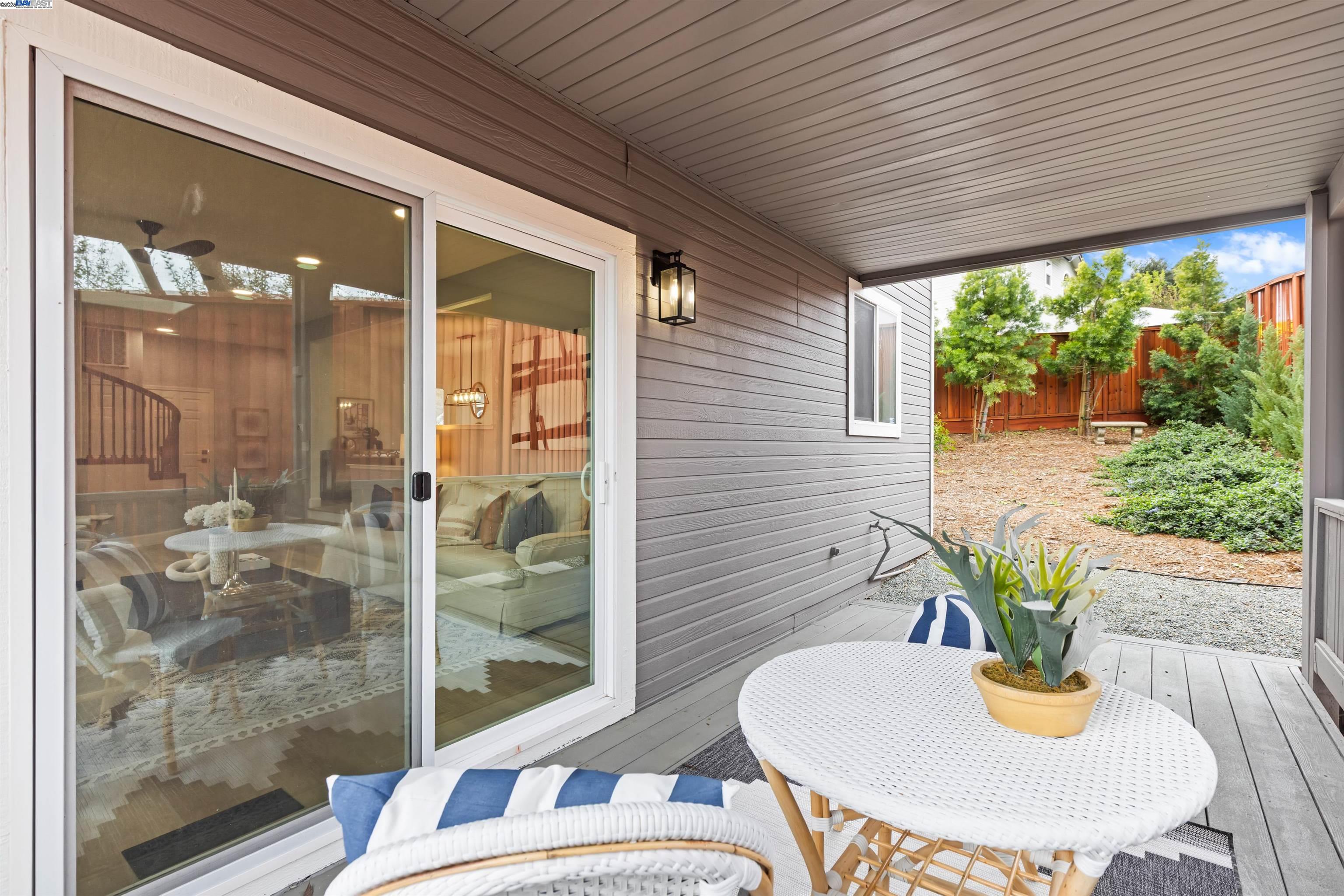 Detail Gallery Image 39 of 46 For 119 Mountview Ter, Benicia,  CA 94510 - 4 Beds | 2/1 Baths