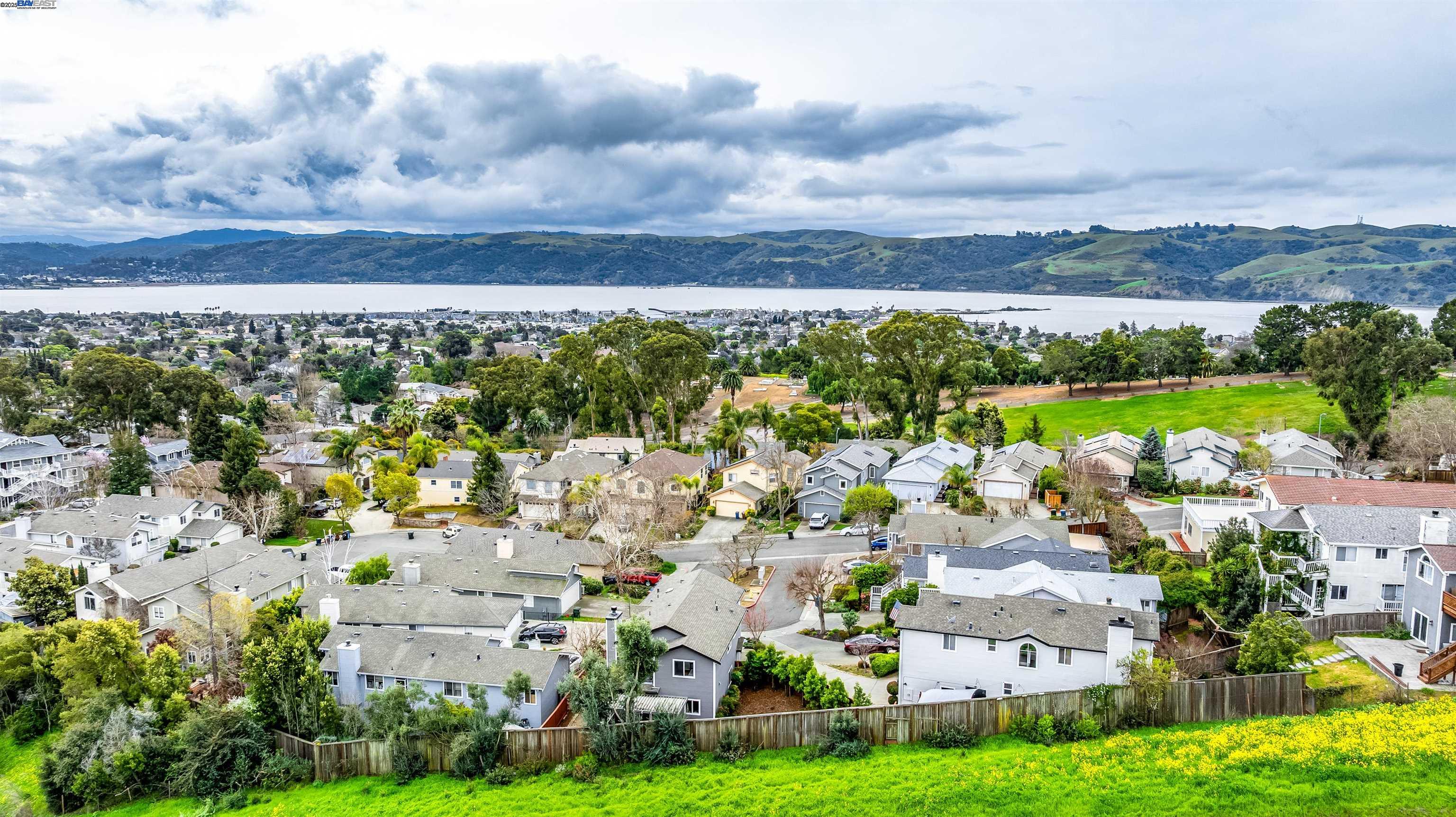 Detail Gallery Image 46 of 46 For 119 Mountview Ter, Benicia,  CA 94510 - 4 Beds | 2/1 Baths