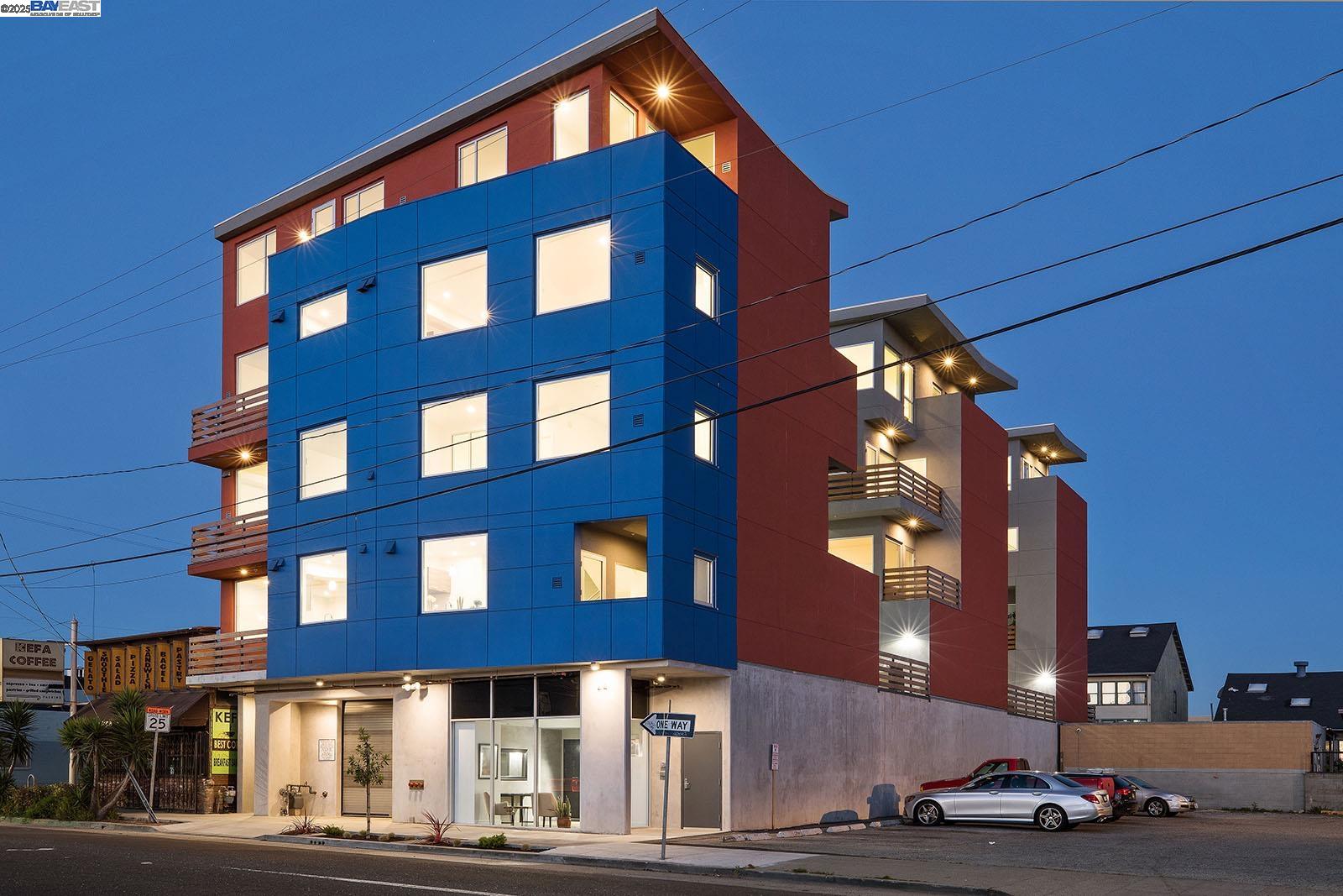 Browse active condo listings in BAY CITY VIEWS