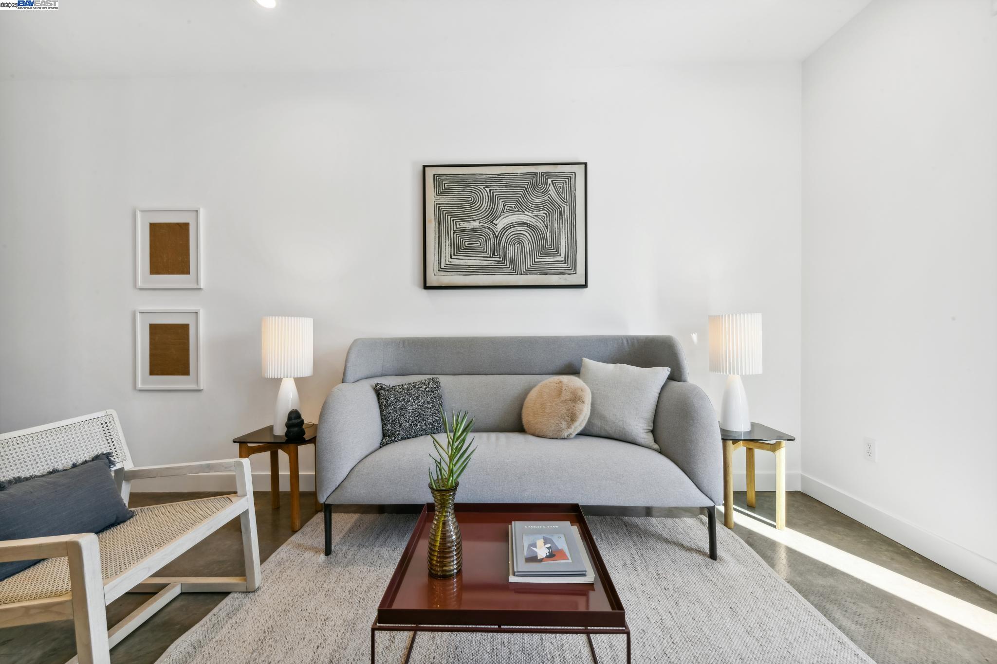 414 29Th Ave # 5, Oakland, California 94601, 1 Bedroom Bedrooms, 4 Rooms Rooms,2 BathroomsBathrooms,Residential,For Sale,414 29Th Ave # 5,41088399