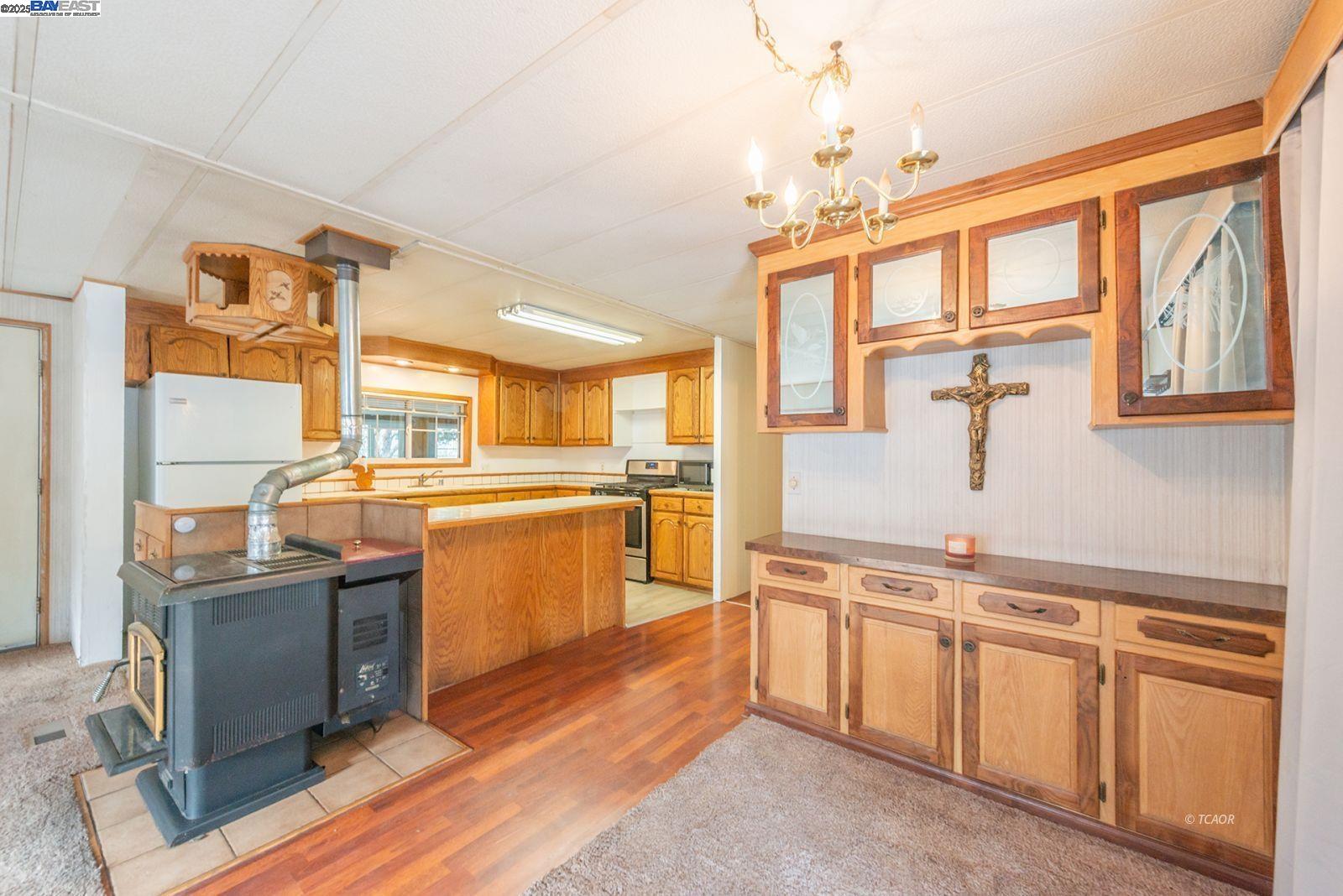 Detail Gallery Image 11 of 42 For 10 Steelhead Circle, Lewiston,  CA 96052 - 2 Beds | 2 Baths
