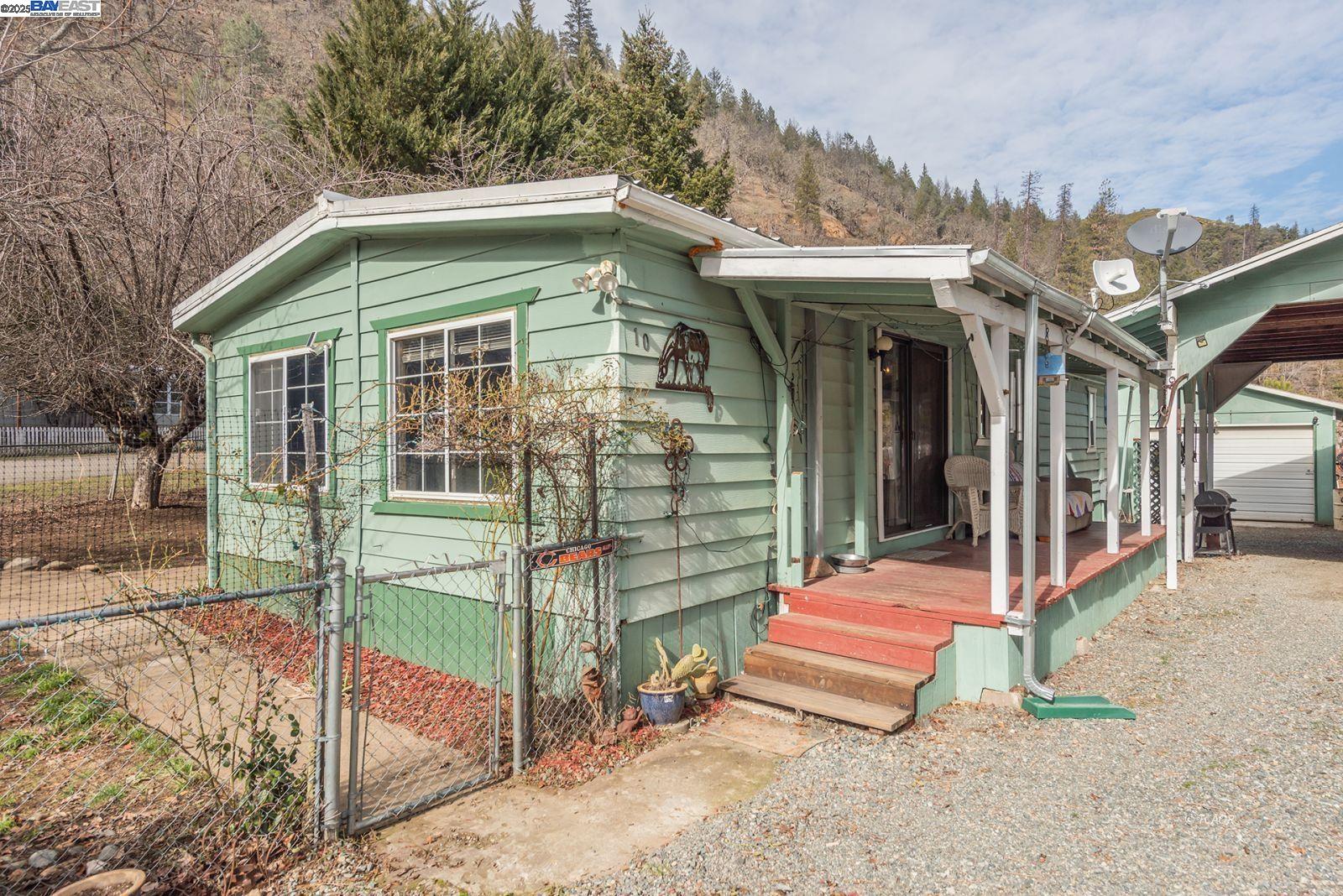 Detail Gallery Image 31 of 42 For 10 Steelhead Circle, Lewiston,  CA 96052 - 2 Beds | 2 Baths