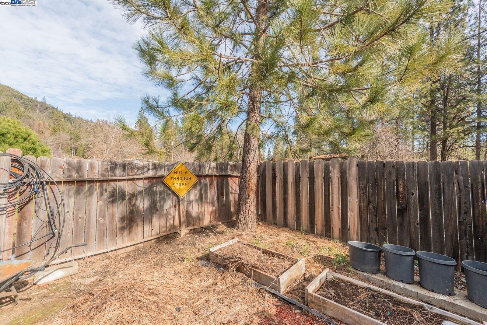 Detail Gallery Image 37 of 42 For 10 Steelhead Circle, Lewiston,  CA 96052 - 2 Beds | 2 Baths