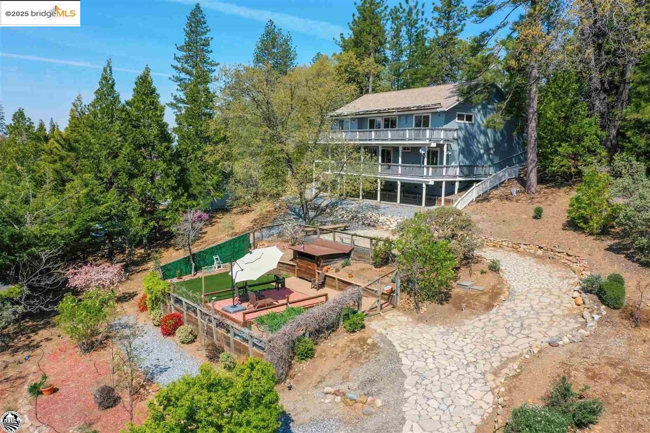 Detail Gallery Image 12 of 48 For 494 Larkspur Ct., Murphys,  CA 95247-9480 - 4 Beds | 3 Baths