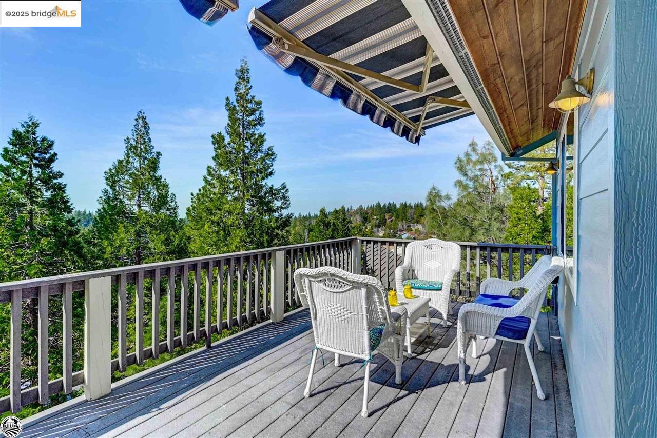 Detail Gallery Image 15 of 48 For 494 Larkspur Ct., Murphys,  CA 95247-9480 - 4 Beds | 3 Baths