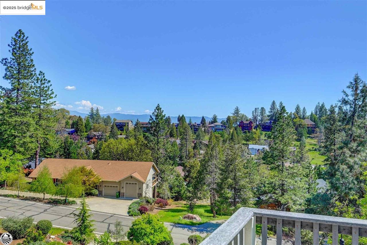 Detail Gallery Image 18 of 48 For 494 Larkspur Ct., Murphys,  CA 95247-9480 - 4 Beds | 3 Baths