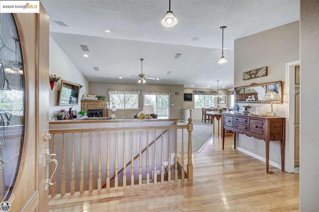 Detail Gallery Image 24 of 48 For 494 Larkspur Ct., Murphys,  CA 95247-9480 - 4 Beds | 3 Baths