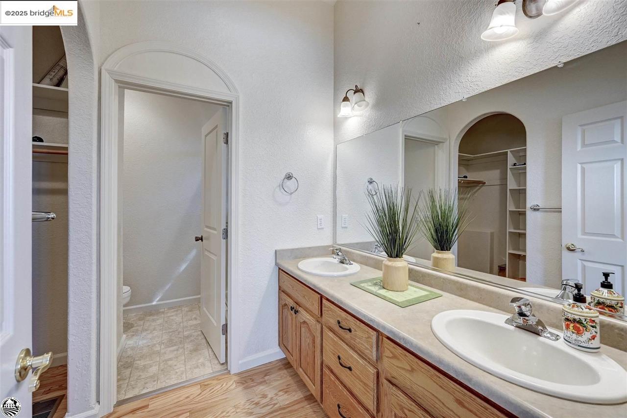 Detail Gallery Image 37 of 48 For 494 Larkspur Ct., Murphys,  CA 95247-9480 - 4 Beds | 3 Baths