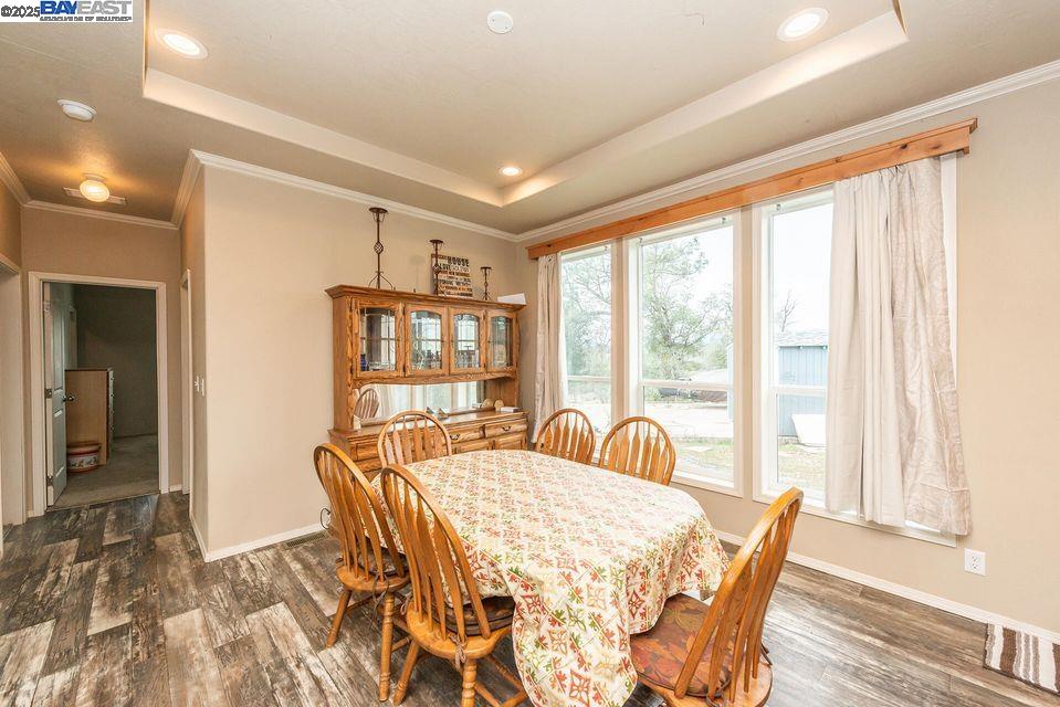 Detail Gallery Image 15 of 59 For 21679 Squaw Grass Trail, Redding,  CA 96003 - 3 Beds | 2 Baths