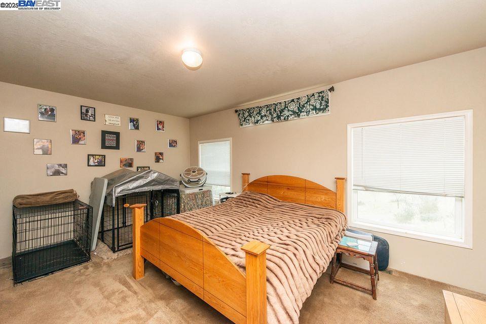 Detail Gallery Image 28 of 59 For 21679 Squaw Grass Trail, Redding,  CA 96003 - 3 Beds | 2 Baths
