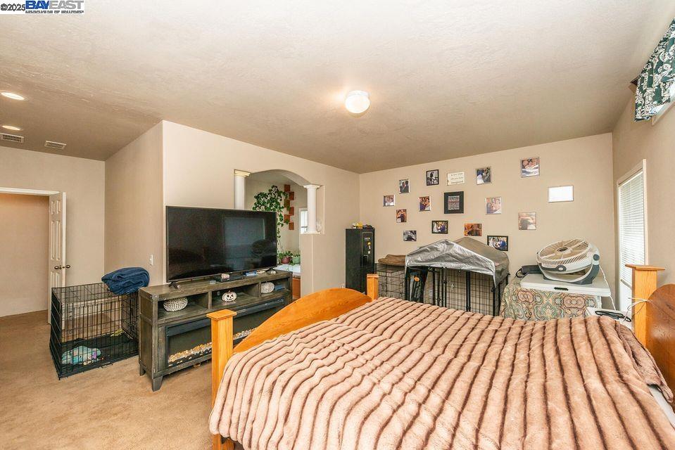 Detail Gallery Image 29 of 59 For 21679 Squaw Grass Trail, Redding,  CA 96003 - 3 Beds | 2 Baths
