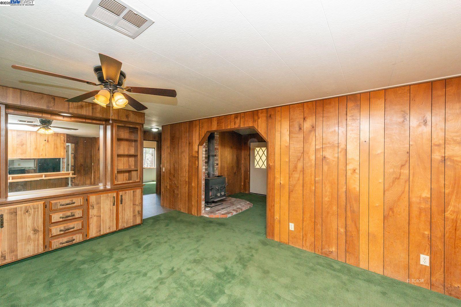 Detail Gallery Image 11 of 41 For 590 Brooks Ln, Weaverville,  CA 96093 - 3 Beds | 2 Baths