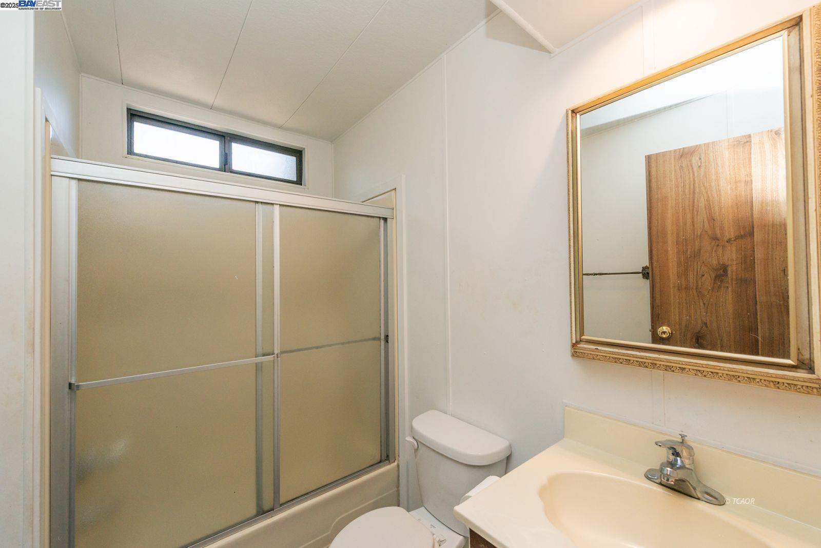 Detail Gallery Image 17 of 41 For 590 Brooks Ln, Weaverville,  CA 96093 - 3 Beds | 2 Baths