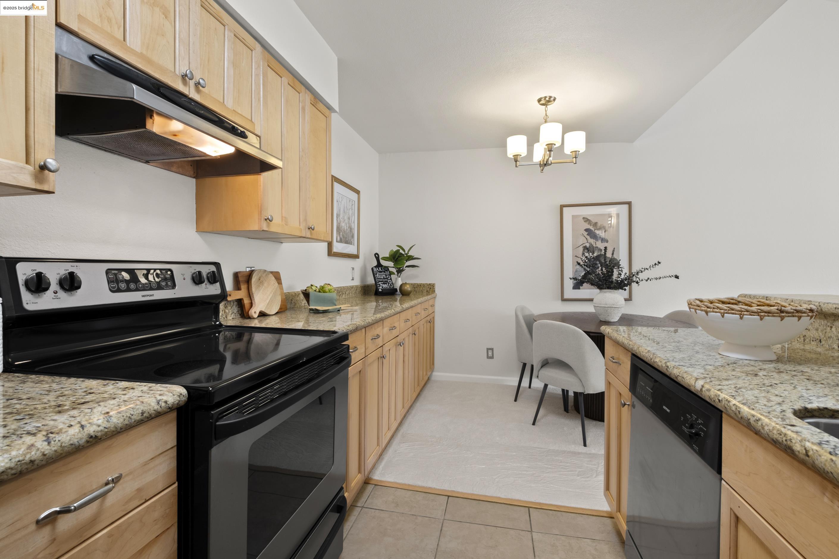 66 Fairmount Ave 303