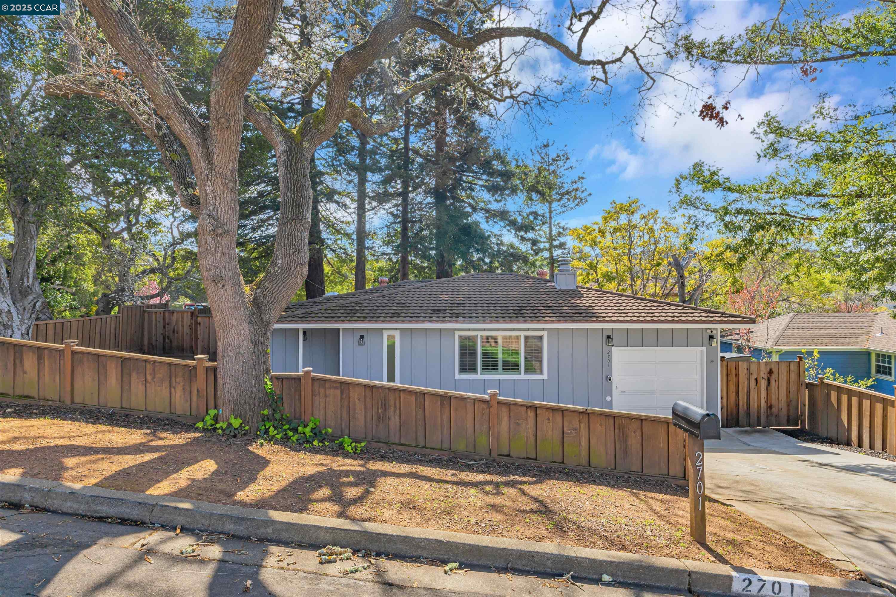 Detail Gallery Image 1 of 1 For 2701 Carmelita, Belmont,  CA 94002 - 2 Beds | 2 Baths
