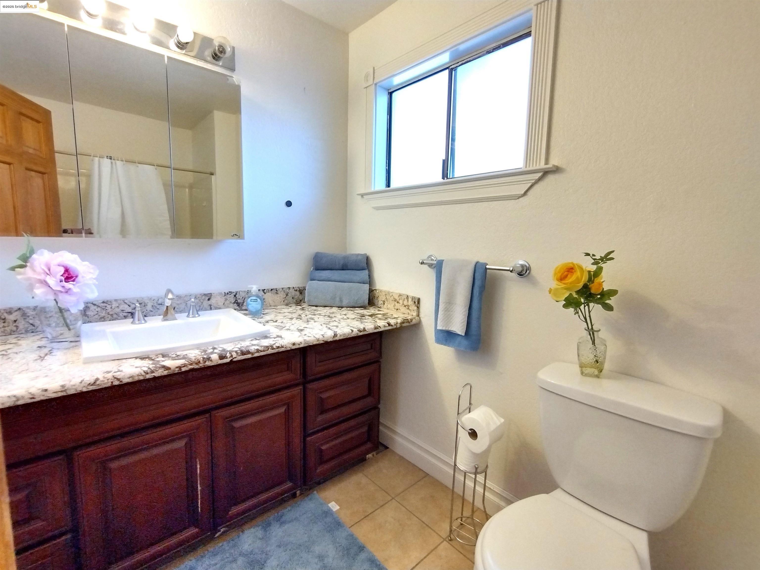 Detail Gallery Image 30 of 39 For 864 San Francisco Ave, South Lake Tahoe,  CA 96150 - 3 Beds | 3 Baths