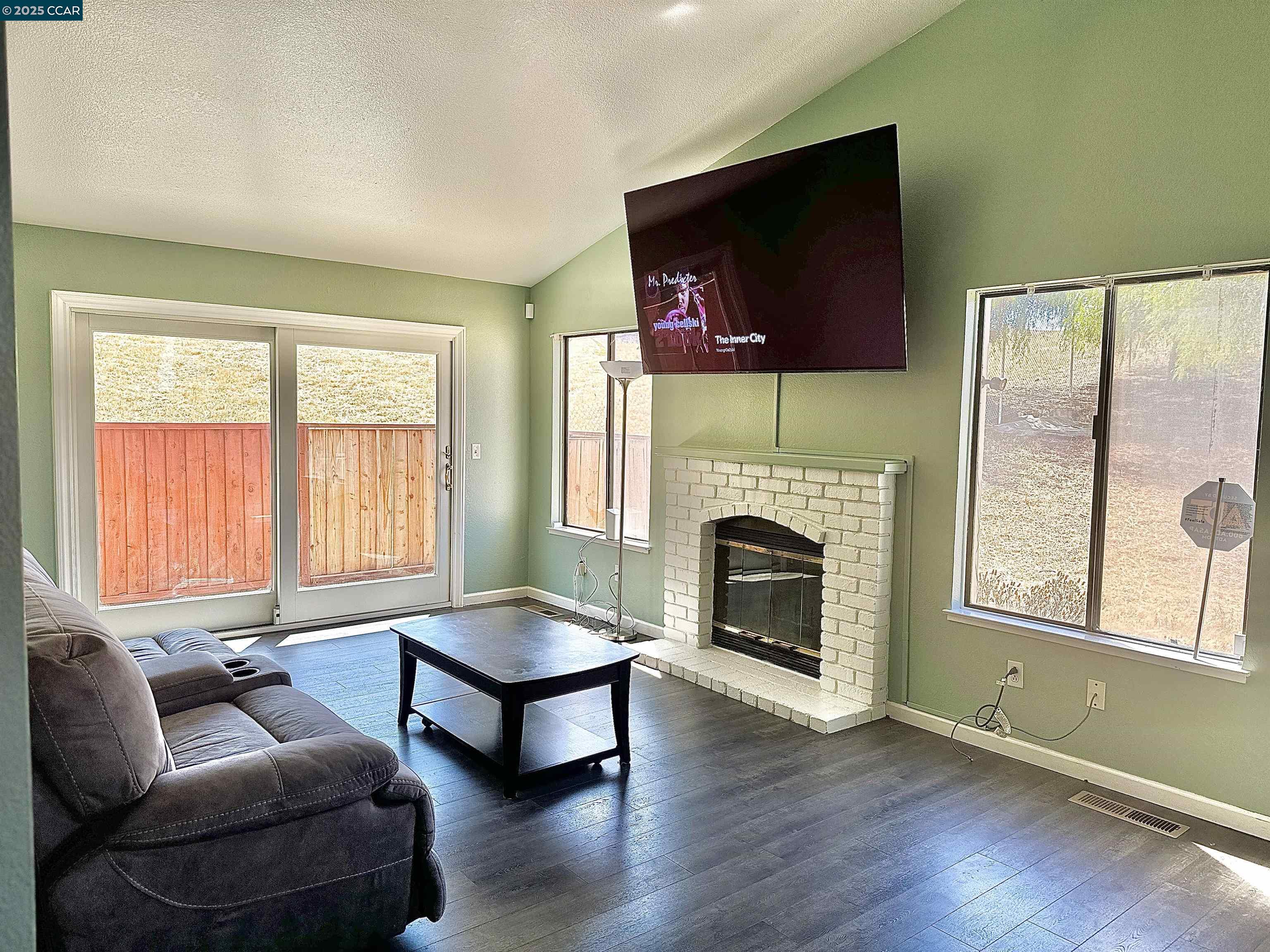 Detail Gallery Image 11 of 16 For 235 Manuel Ct., Bay Point,  CA 94565 - 2 Beds | 2 Baths