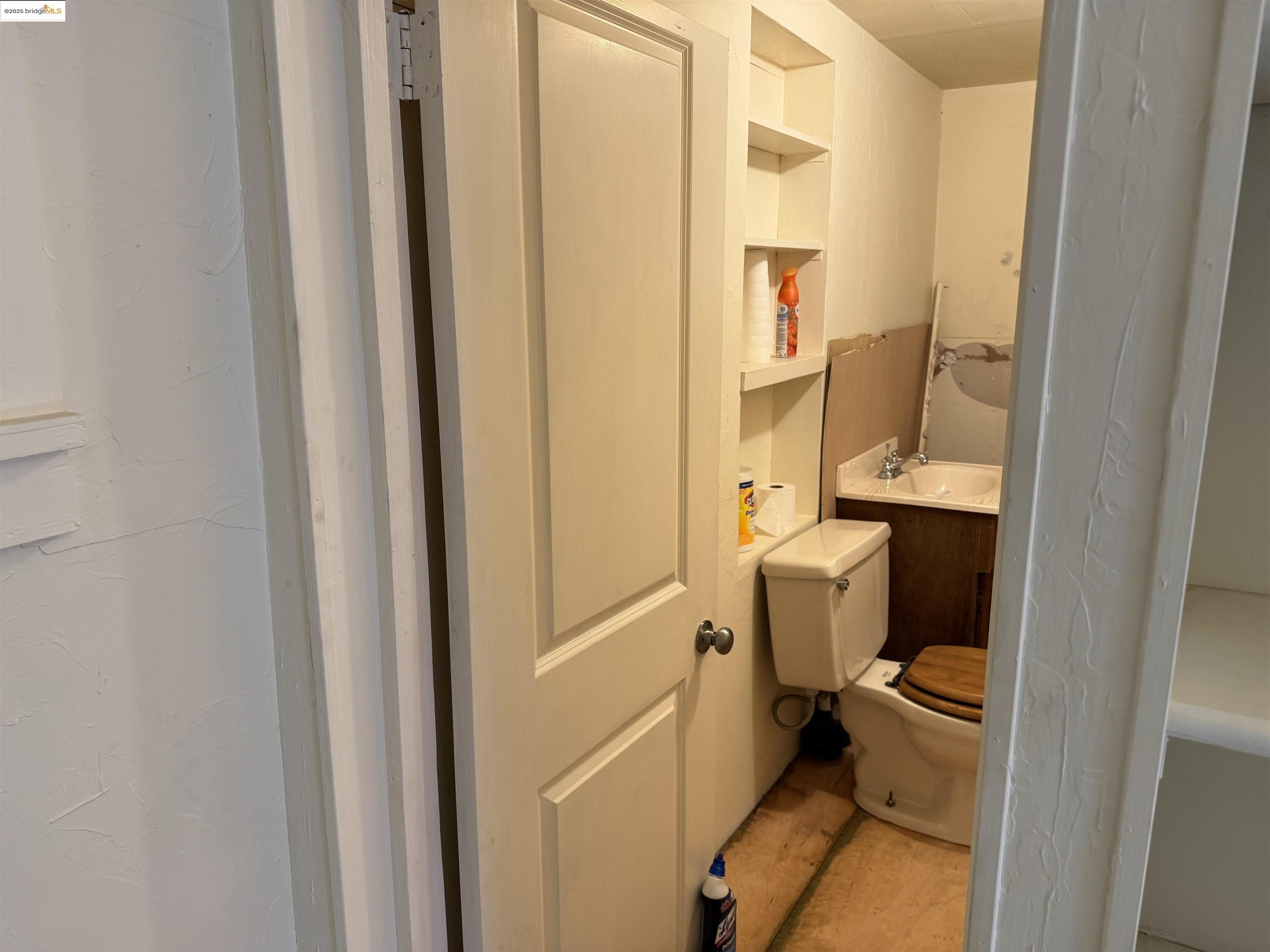 Detail Gallery Image 28 of 37 For 17096 S Mono Vista Road, Soulsbyville,  CA 95372 - 2 Beds | 1/1 Baths