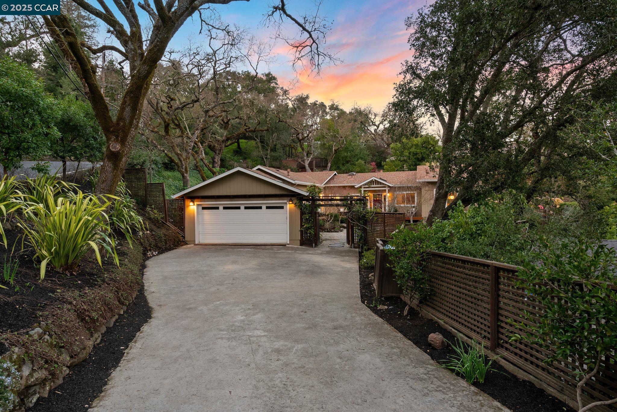Detail Gallery Image 1 of 1 For 44 Camino Don Miguel, Orinda,  CA 94563 - 4 Beds | 3 Baths