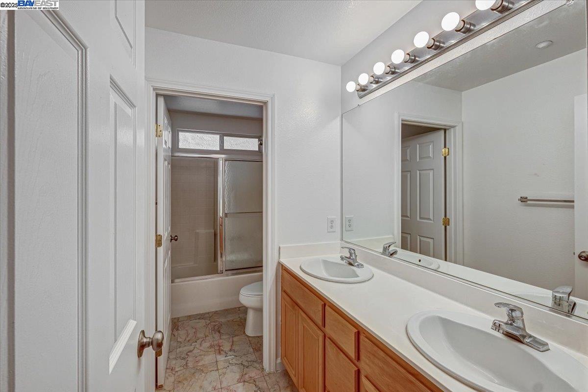 Detail Gallery Image 26 of 33 For 9 Kevin Lane, American Canyon,  CA 94503 - 4 Beds | 2/1 Baths