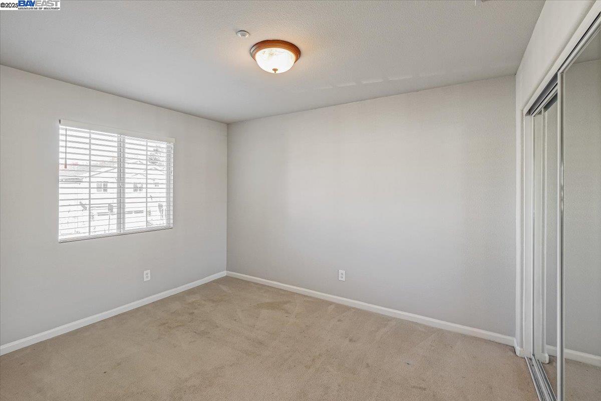 Detail Gallery Image 27 of 33 For 9 Kevin Lane, American Canyon,  CA 94503 - 4 Beds | 2/1 Baths