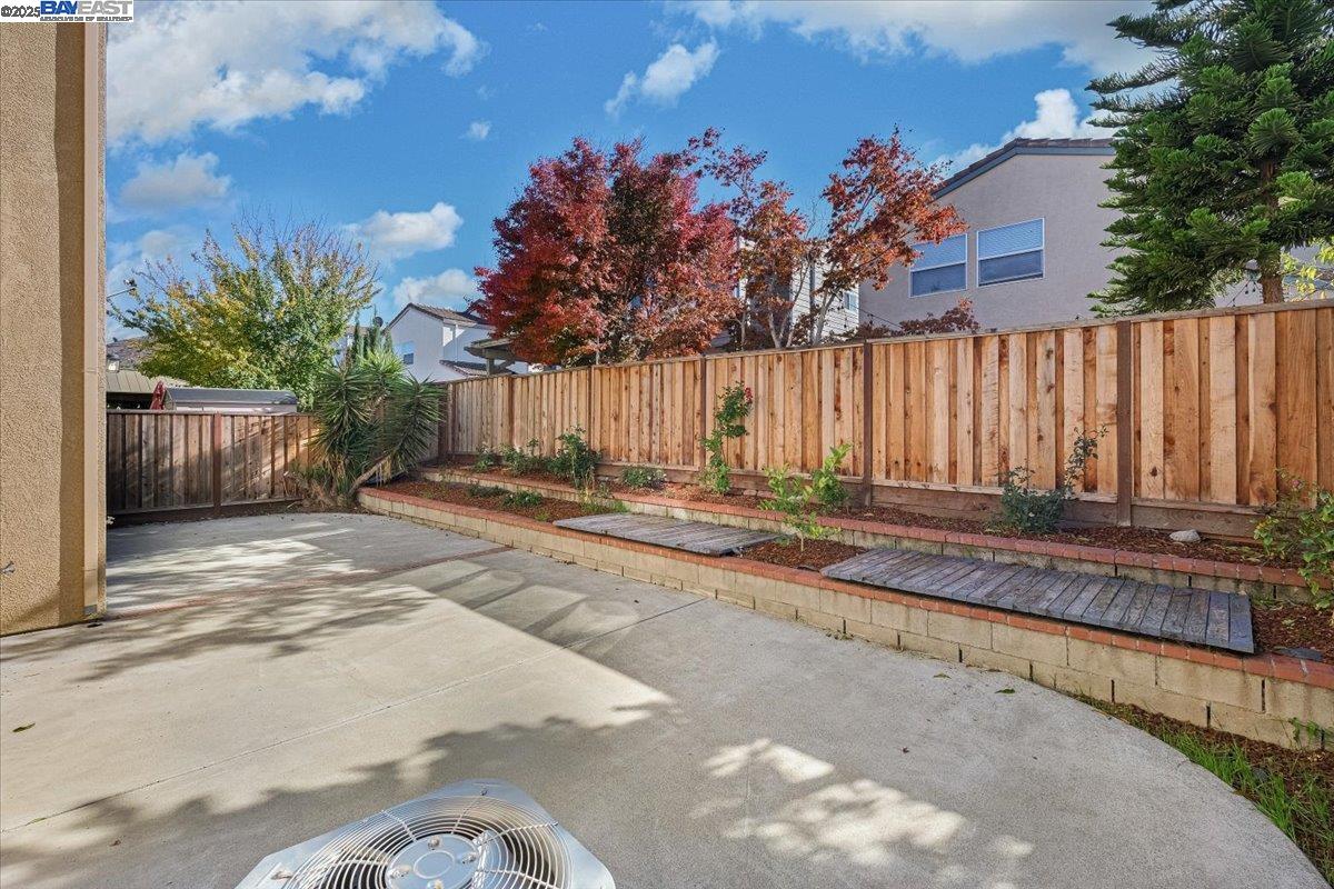 Detail Gallery Image 31 of 33 For 9 Kevin Lane, American Canyon,  CA 94503 - 4 Beds | 2/1 Baths