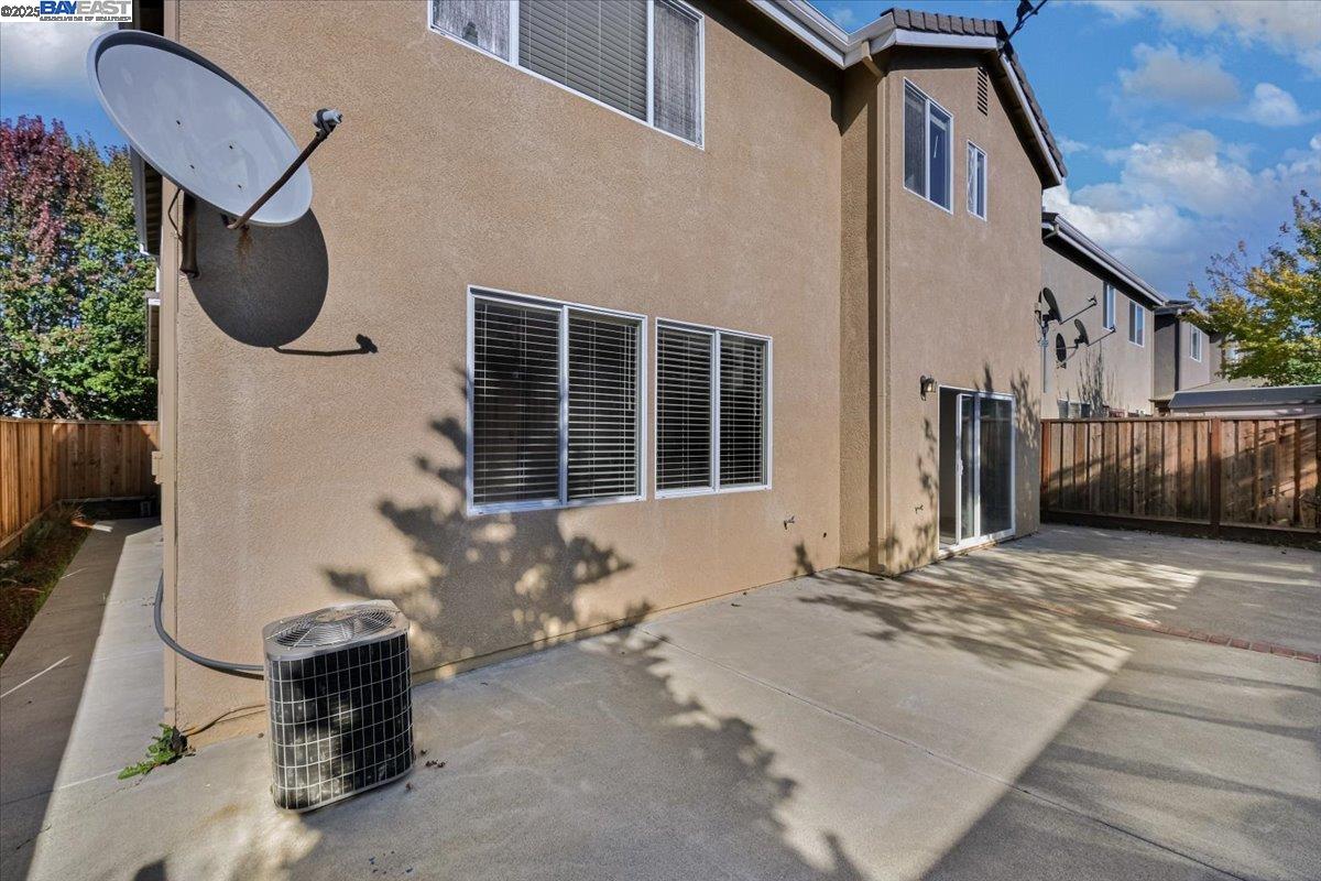 Detail Gallery Image 32 of 33 For 9 Kevin Lane, American Canyon,  CA 94503 - 4 Beds | 2/1 Baths