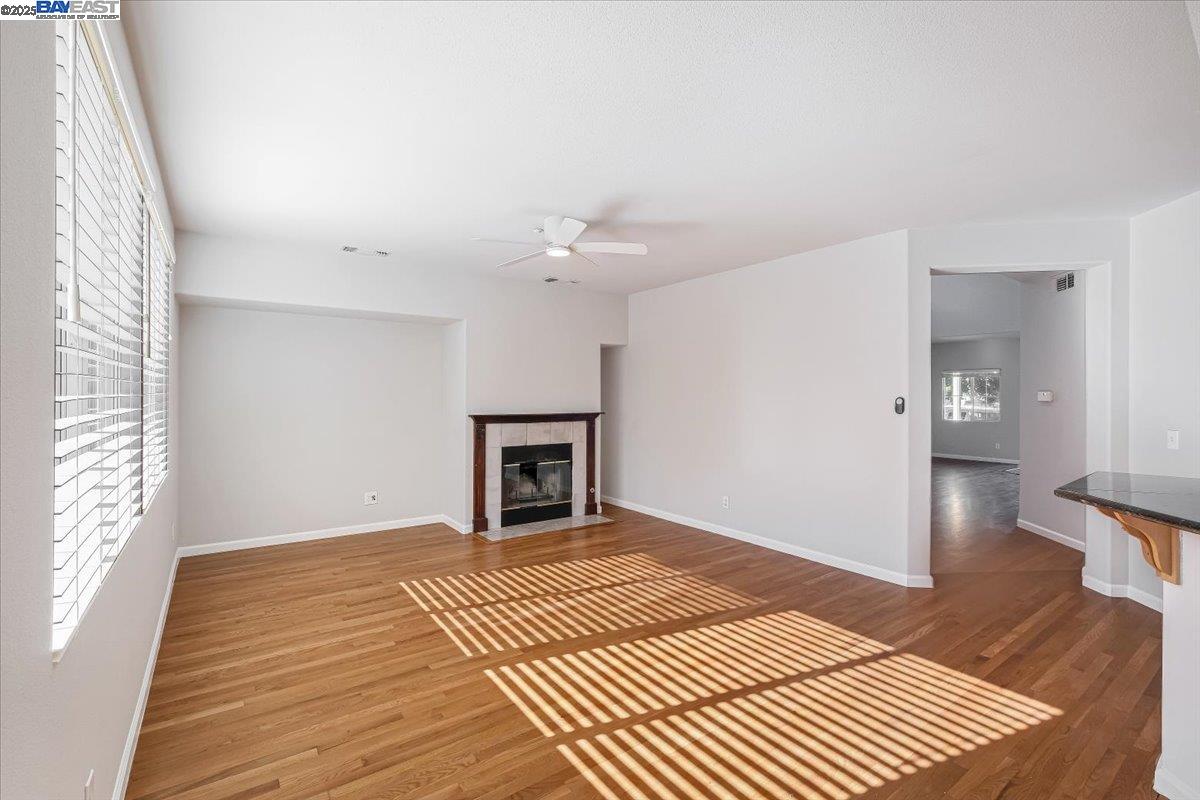Detail Gallery Image 8 of 33 For 9 Kevin Lane, American Canyon,  CA 94503 - 4 Beds | 2/1 Baths